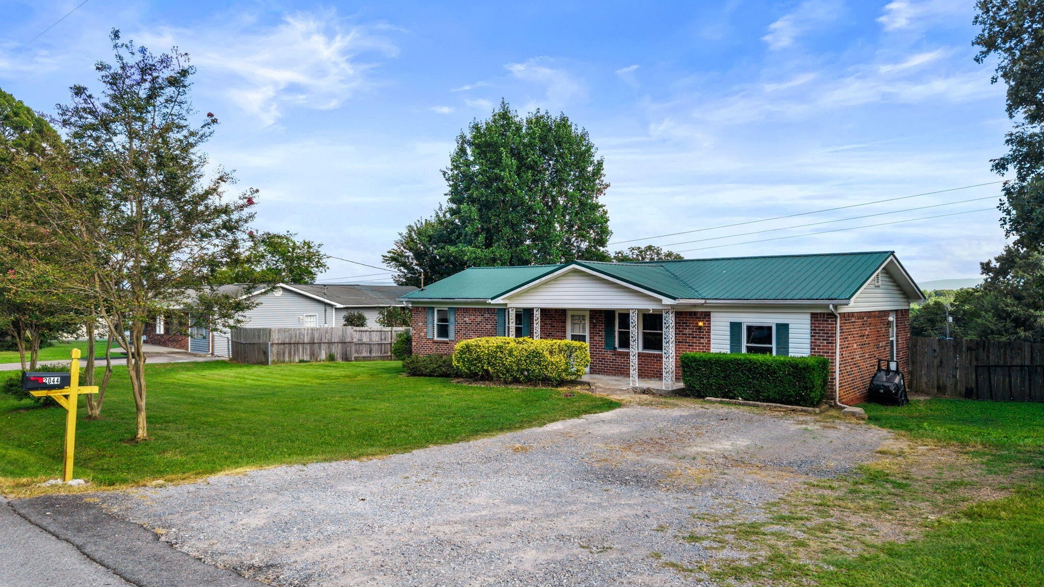 2044 Rolling Brook Drive NE