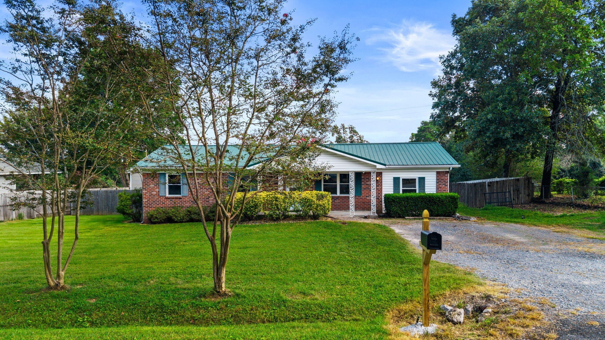 2044 Rolling Brook Drive NE