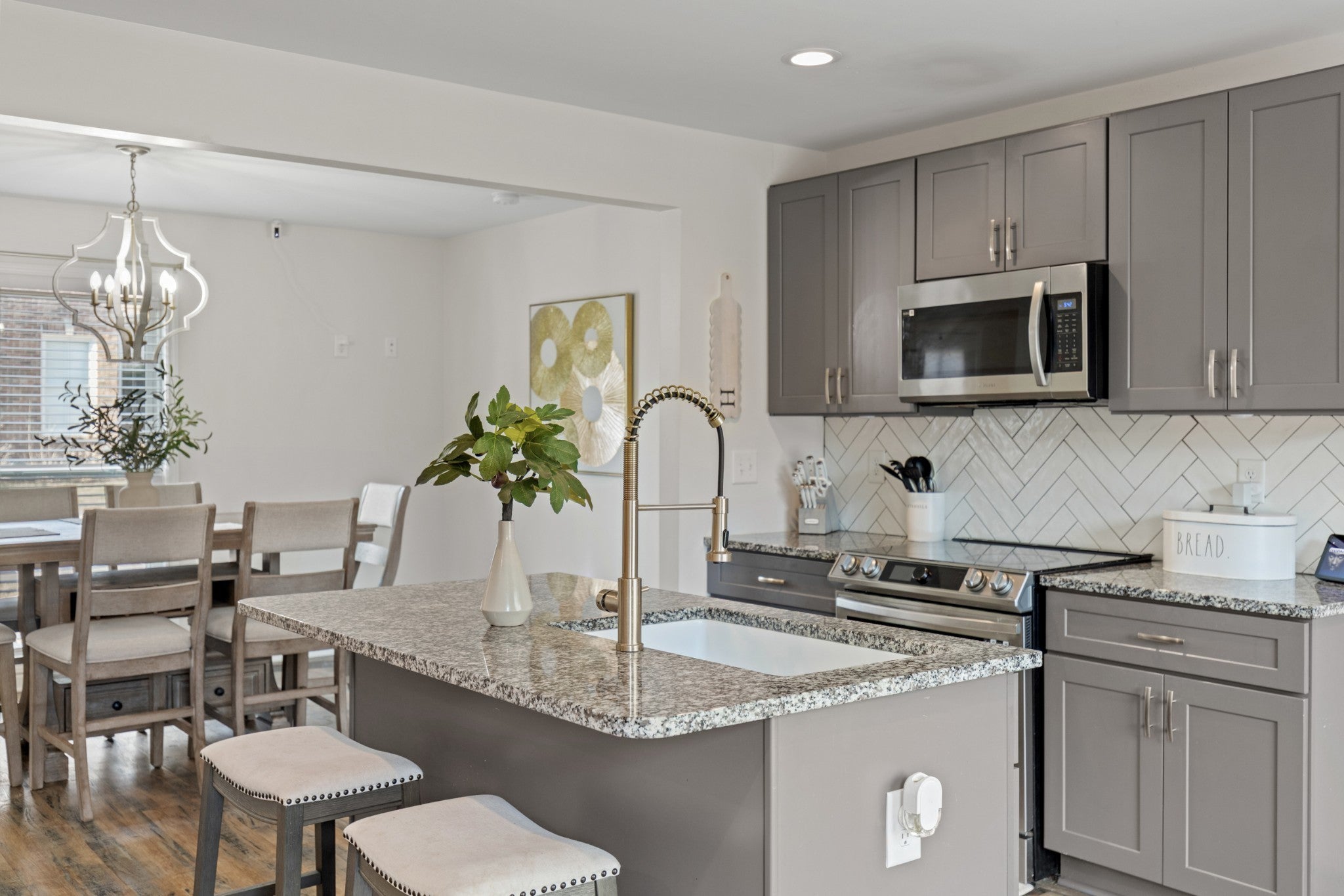 1416 Mohawk Trl