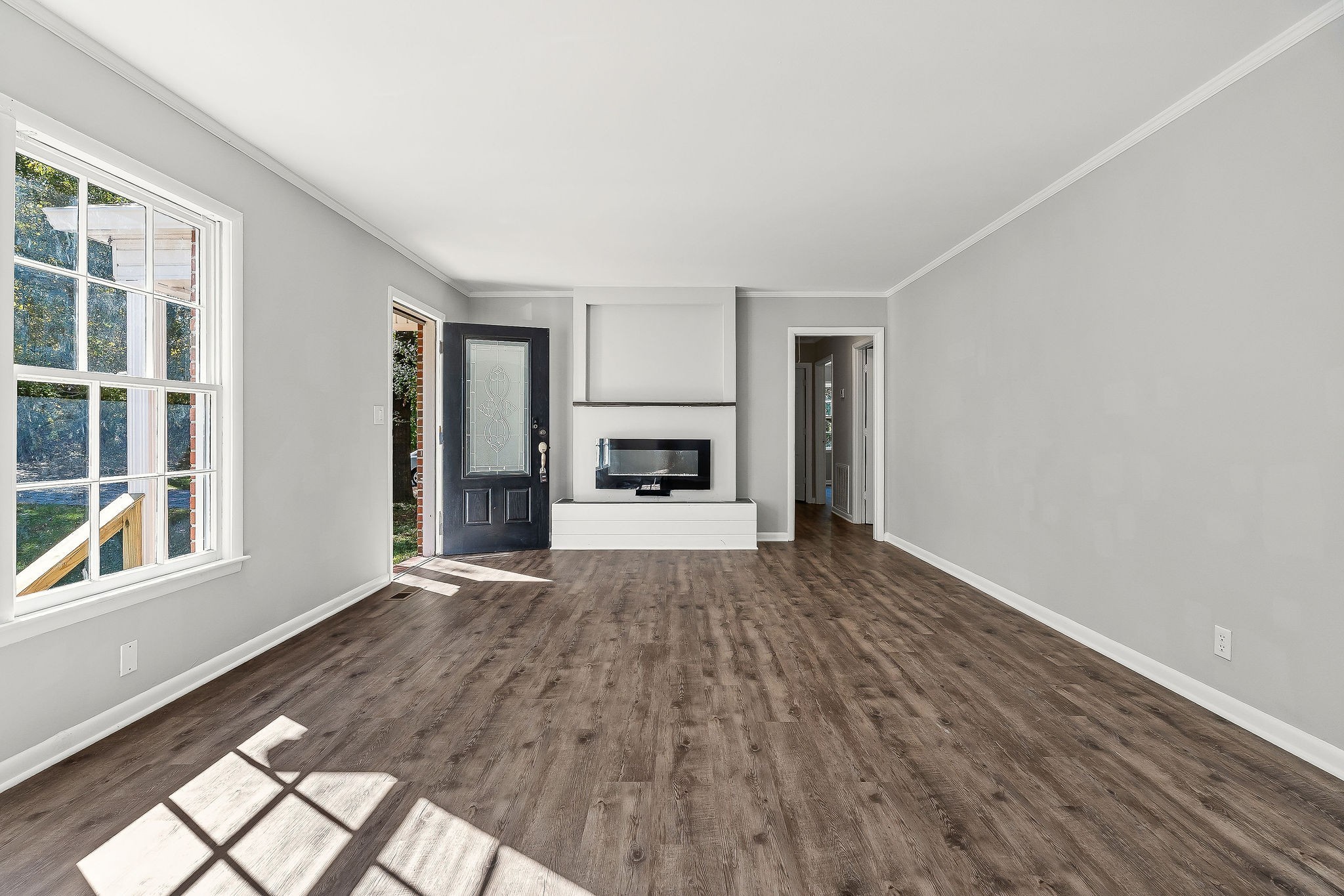 108 Dellwood Ln
