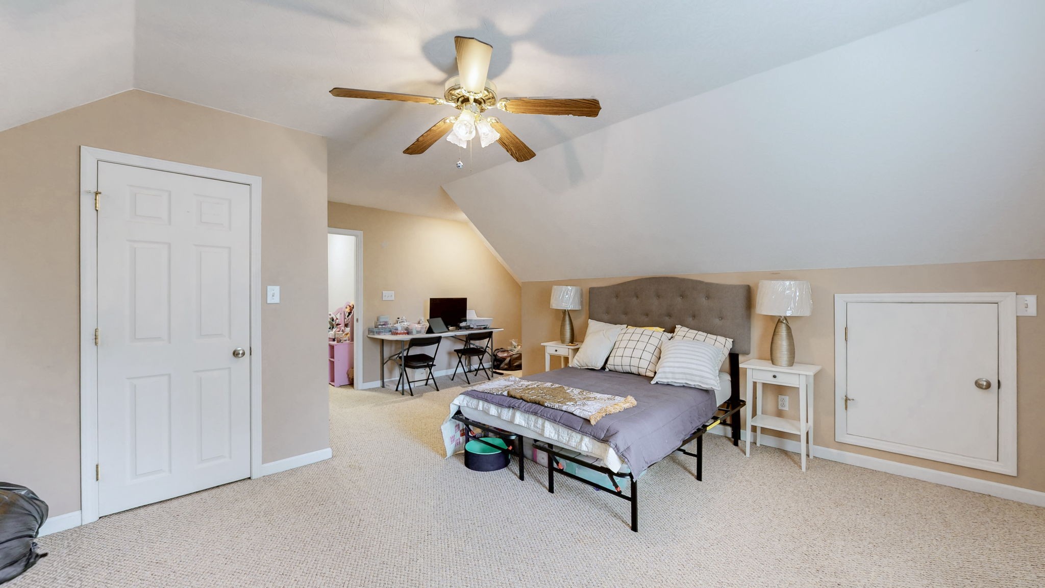 1006 Summer Ln