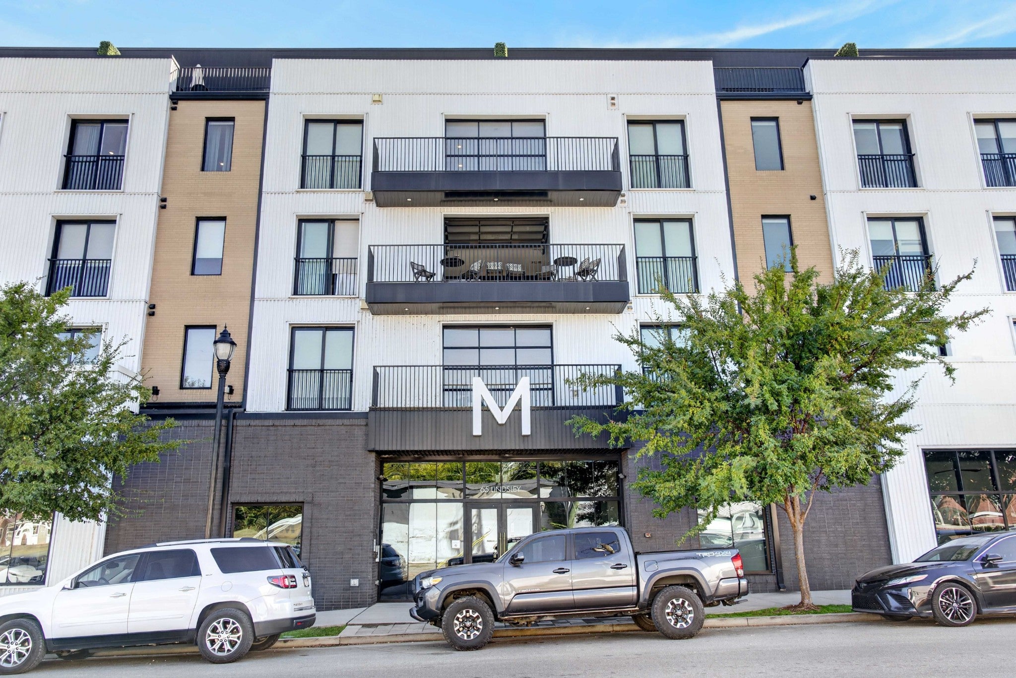 65 Lindsley Ave 515