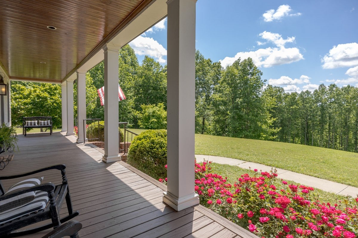 4-bed home for sale in Nashville, TN 37221, 8706 Poplar Creek Rd 8706 Poplar Creek Rd, Nashville TN 37221 4-bed home, photo 4 of 30