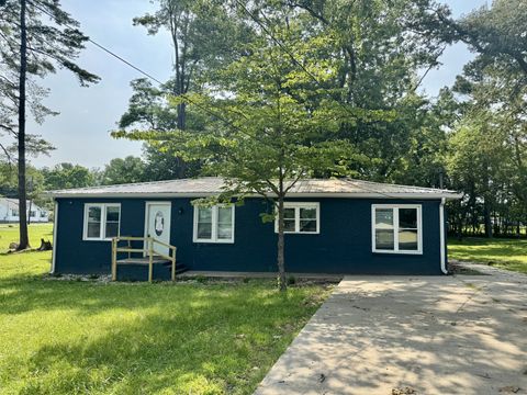 608 Oakdale St Manchester TN 37355