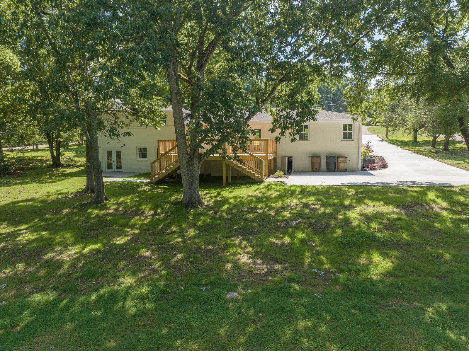 Photo 62 of 68 of 955 Windrowe Dr house