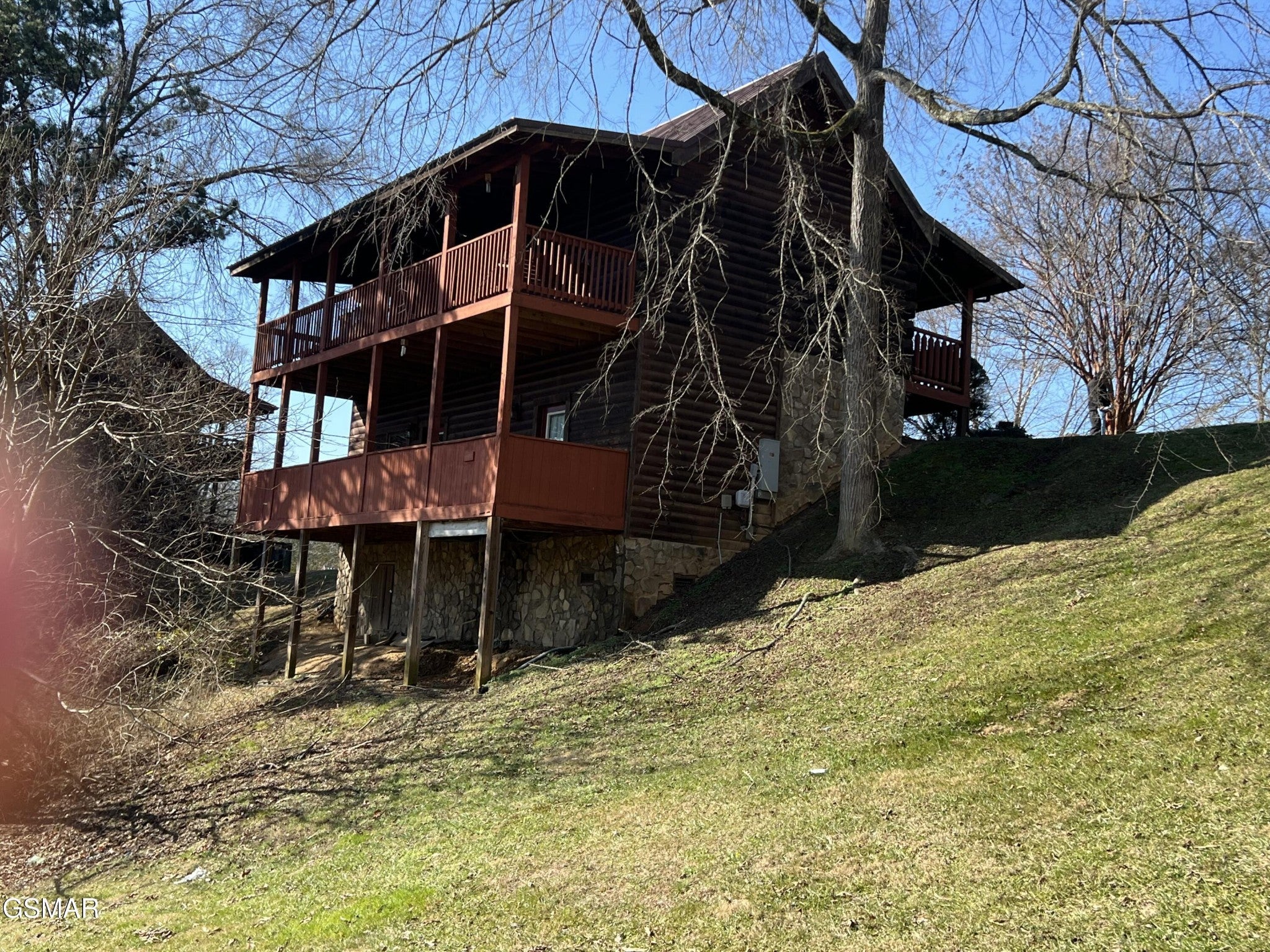 1528 Rainbow Ridge Way