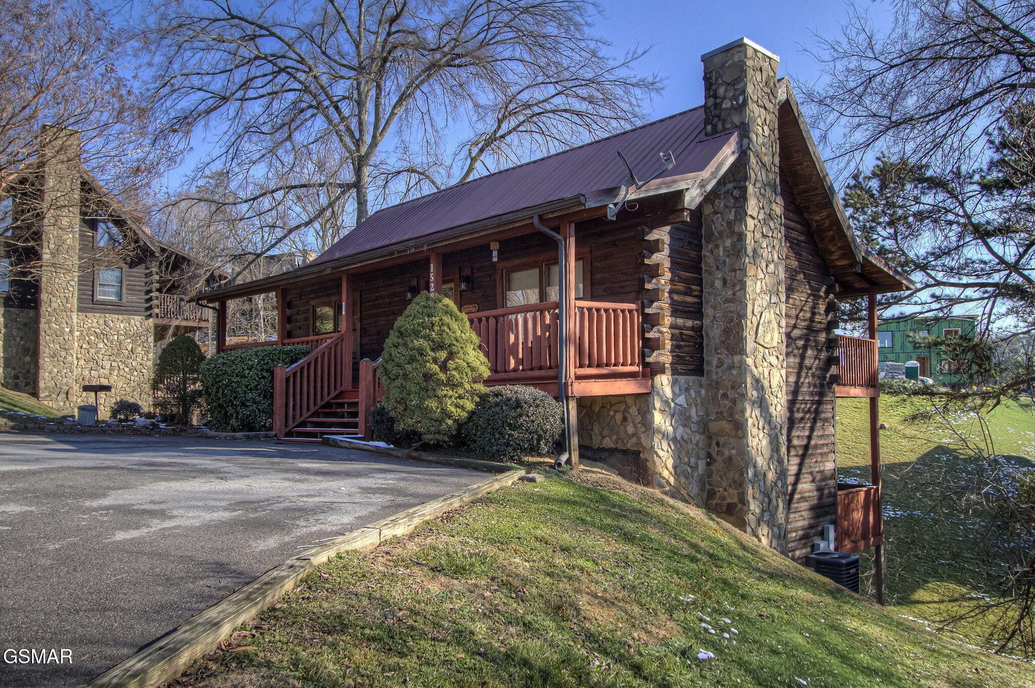 1528 Rainbow Ridge Way