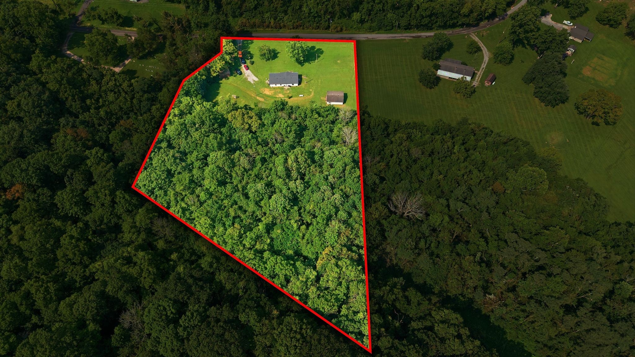 1305 Wolf Hill Rd