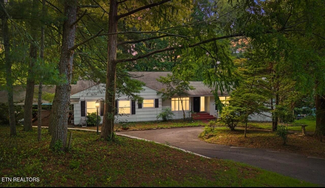 124 Orchard Circle