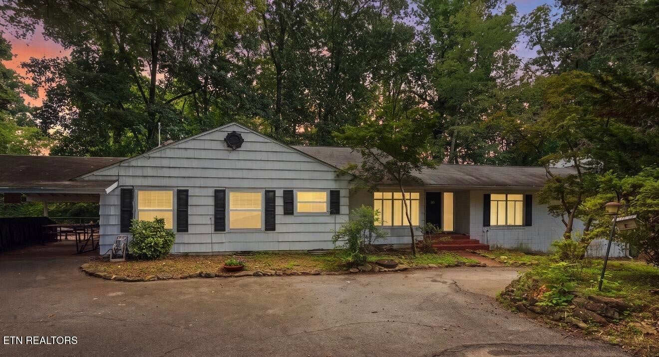 124 Orchard Circle