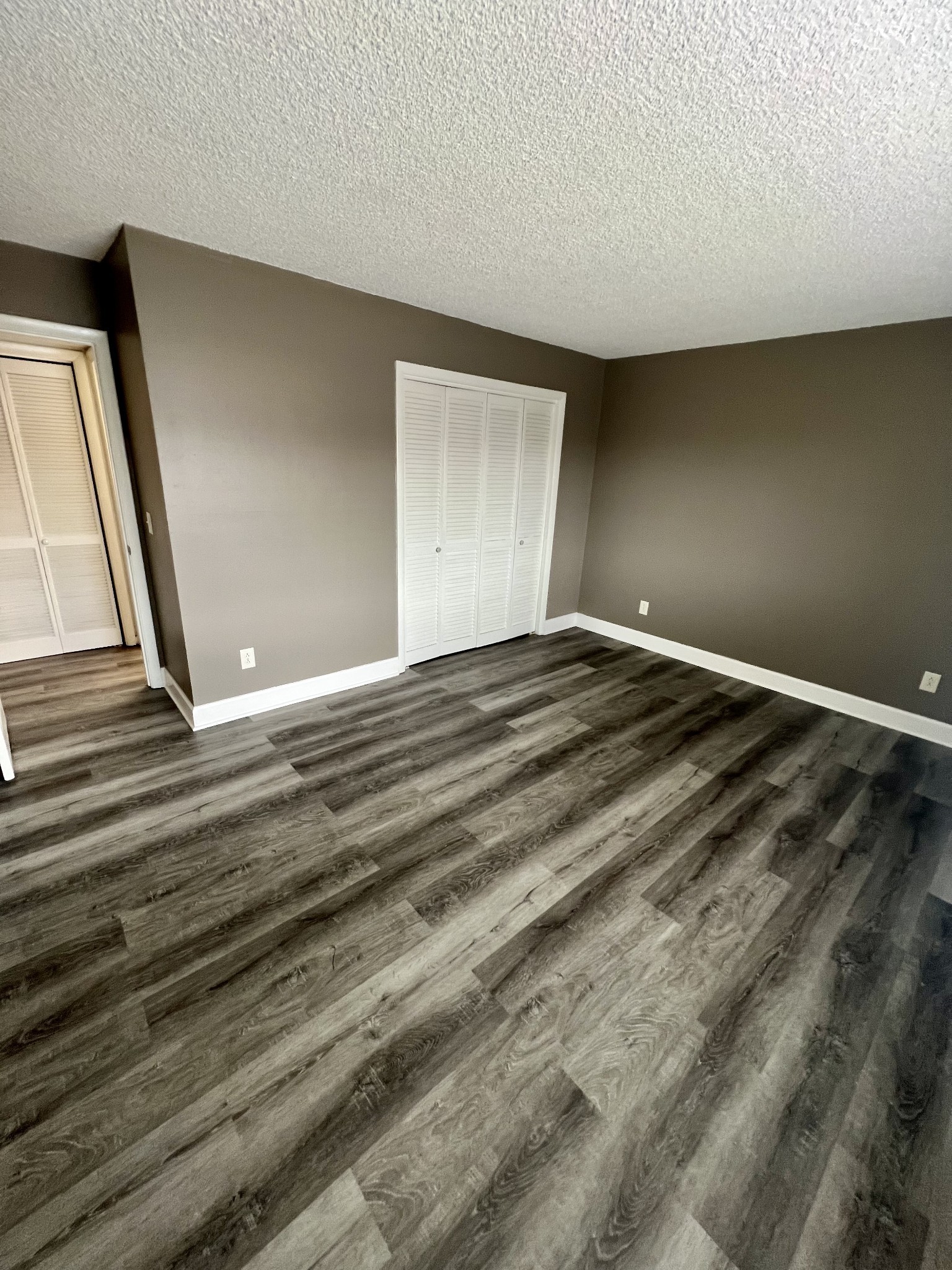 2169 Highway 41 S 27
