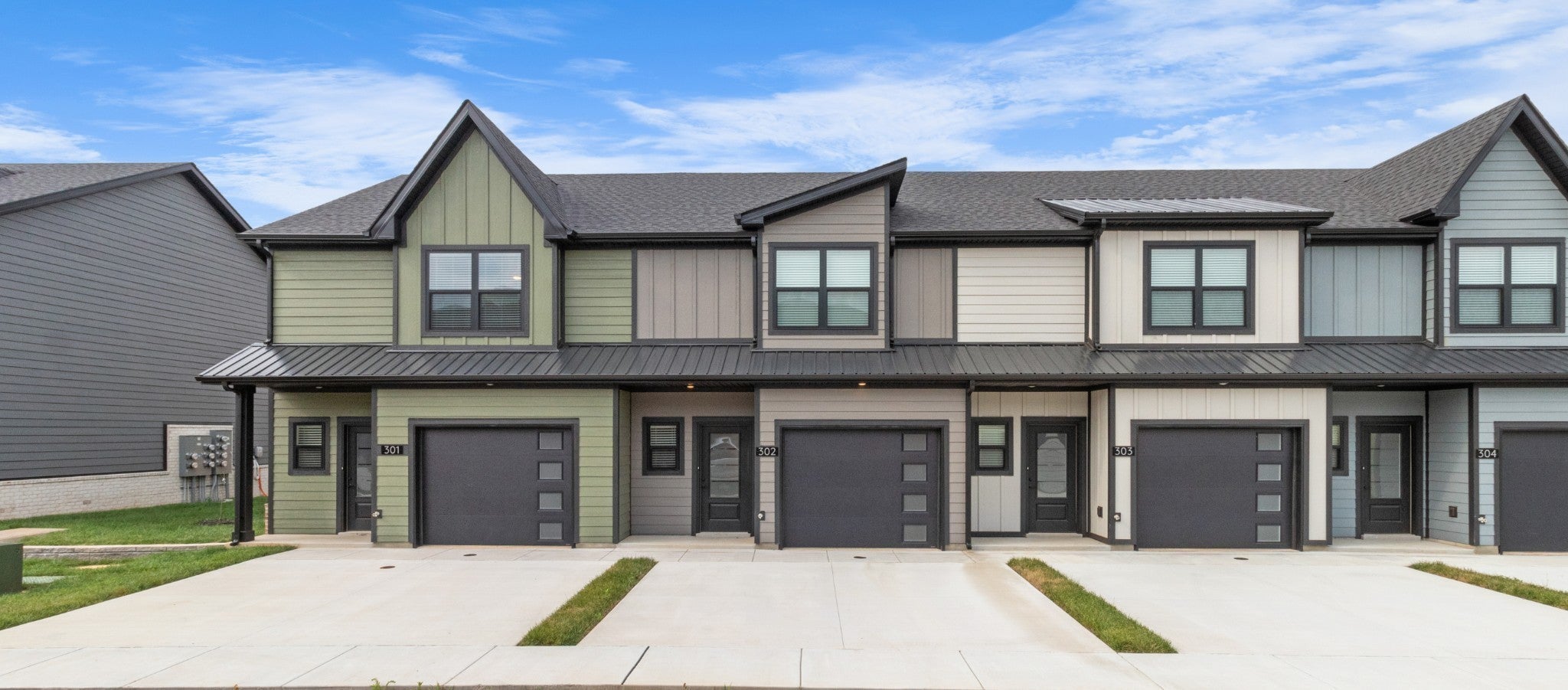302 Jonathan Wade Circle