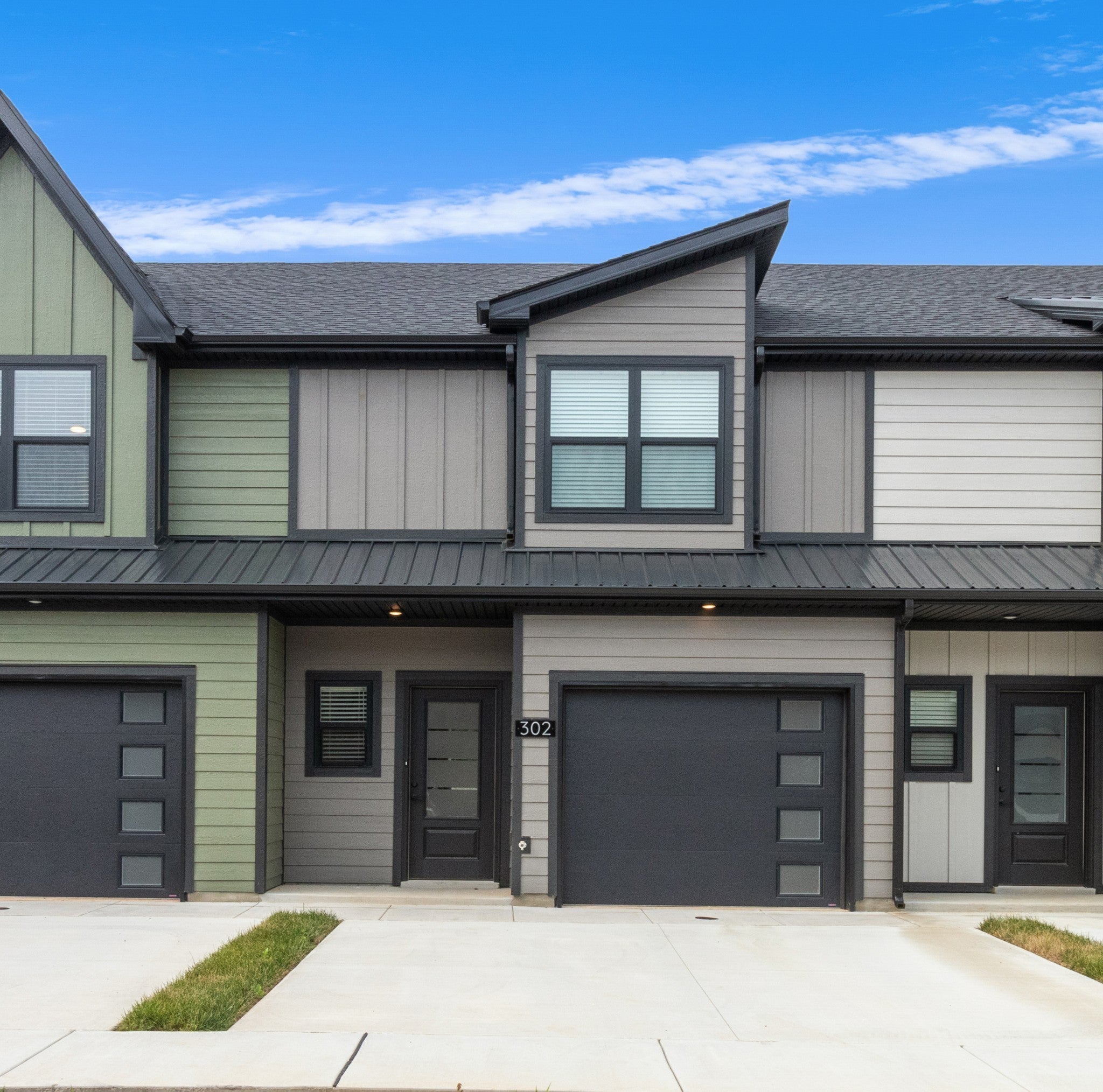 302 Jonathan Wade Circle