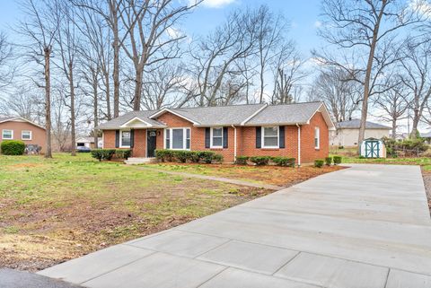 2522 Timberwood Dr Clarksville TN 37040