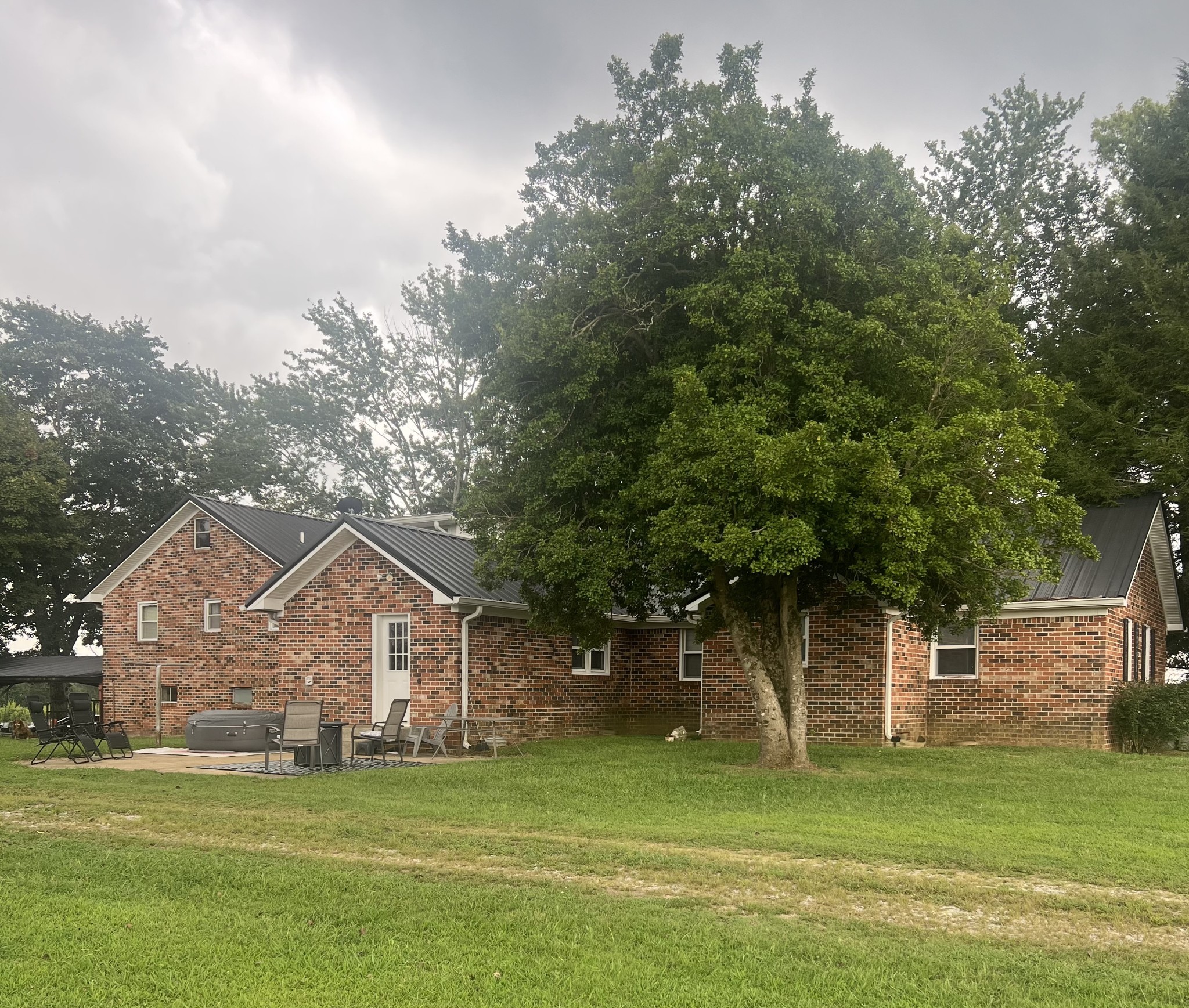 566 Clarence Finney Rd