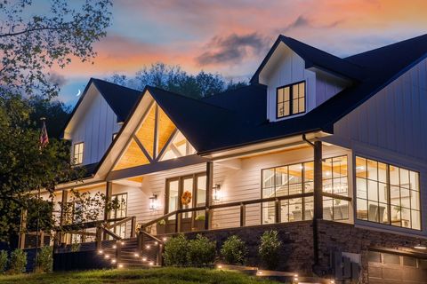 407 Hogans Branch Rd Goodlettsville TN 37072