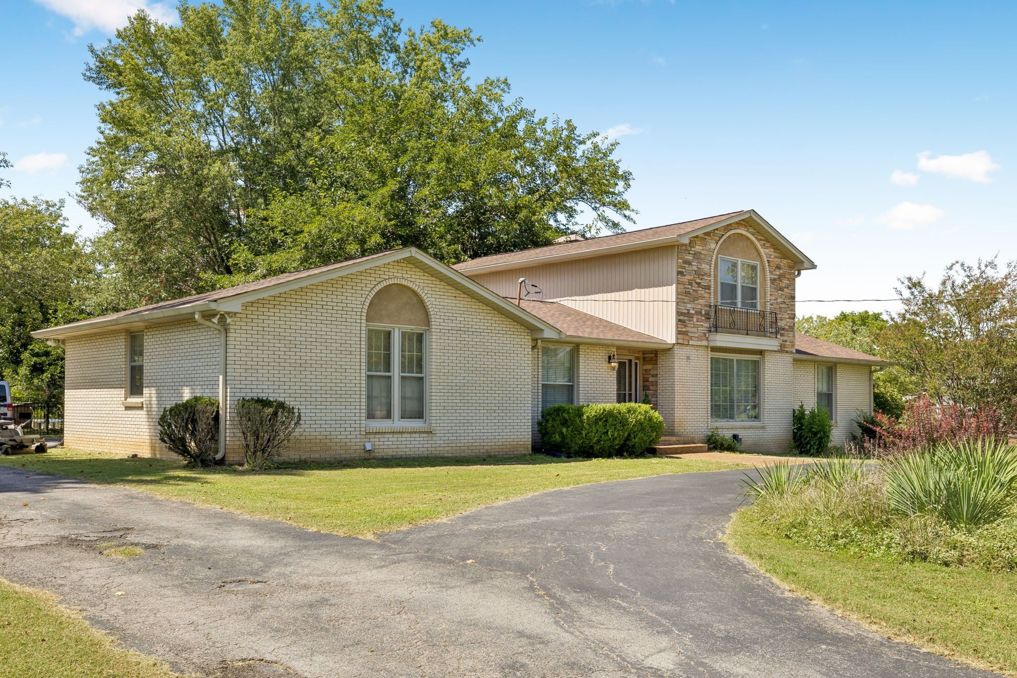 130 Glenn Hill Dr
