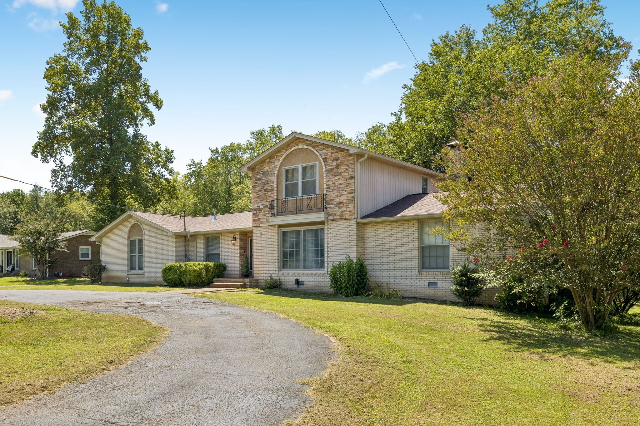 130 Glenn Hill Dr