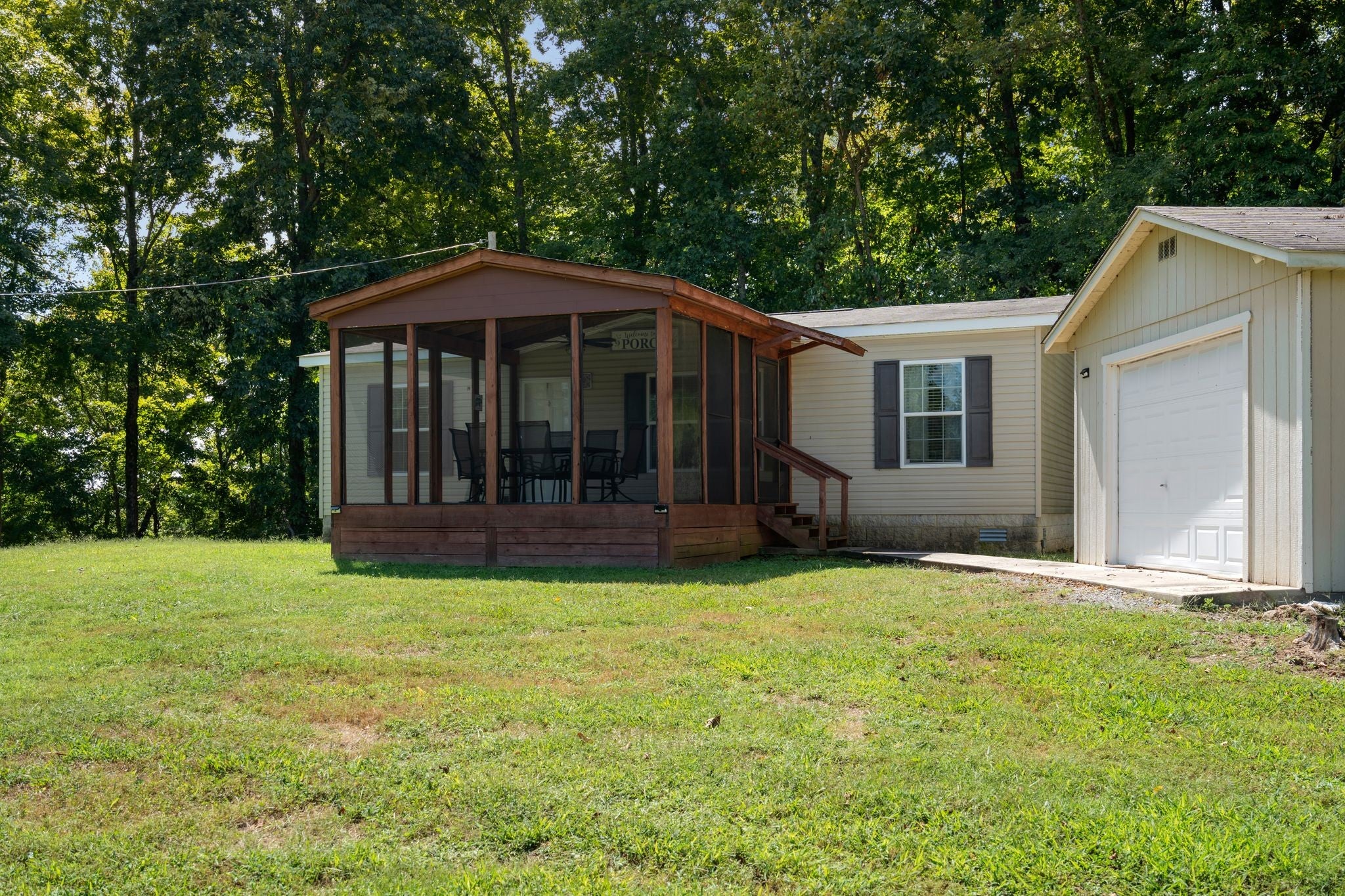 552 Beaver Ln