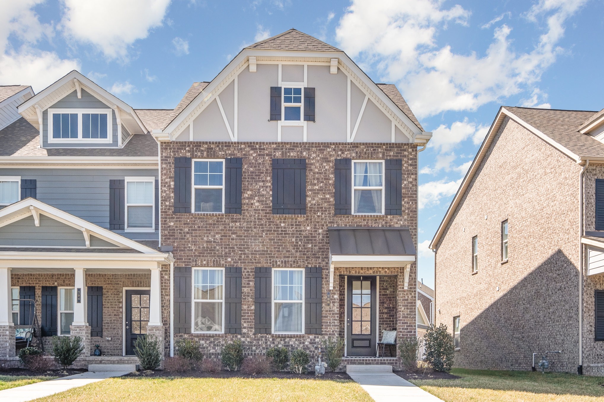 706 Hahn Ct