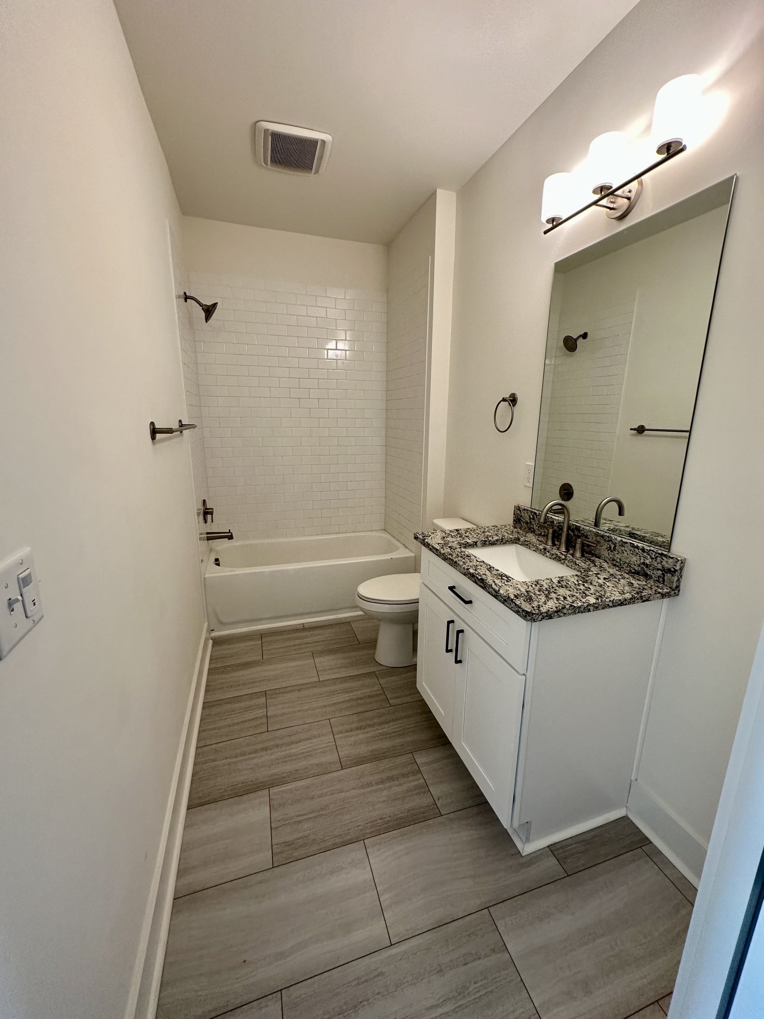 432 Murfreesboro Pike 201