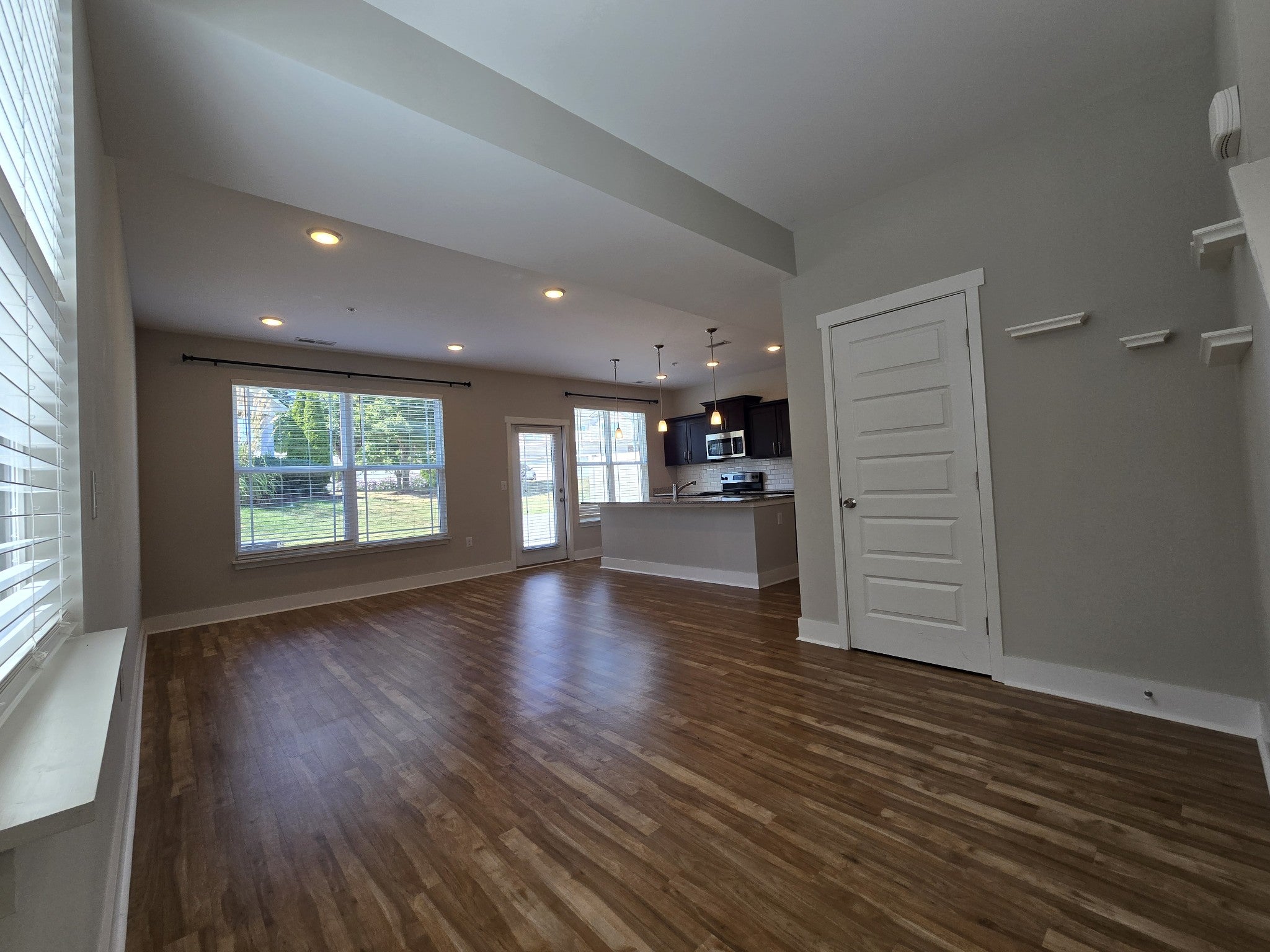 6006 Hillside Ln - Photo 3