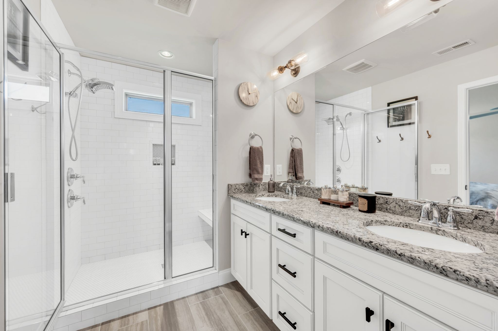 Nashville, Tennessee 37214, United States, 3 Bedrooms Bedrooms, ,3 BathroomsBathrooms,Residential,Active,140067