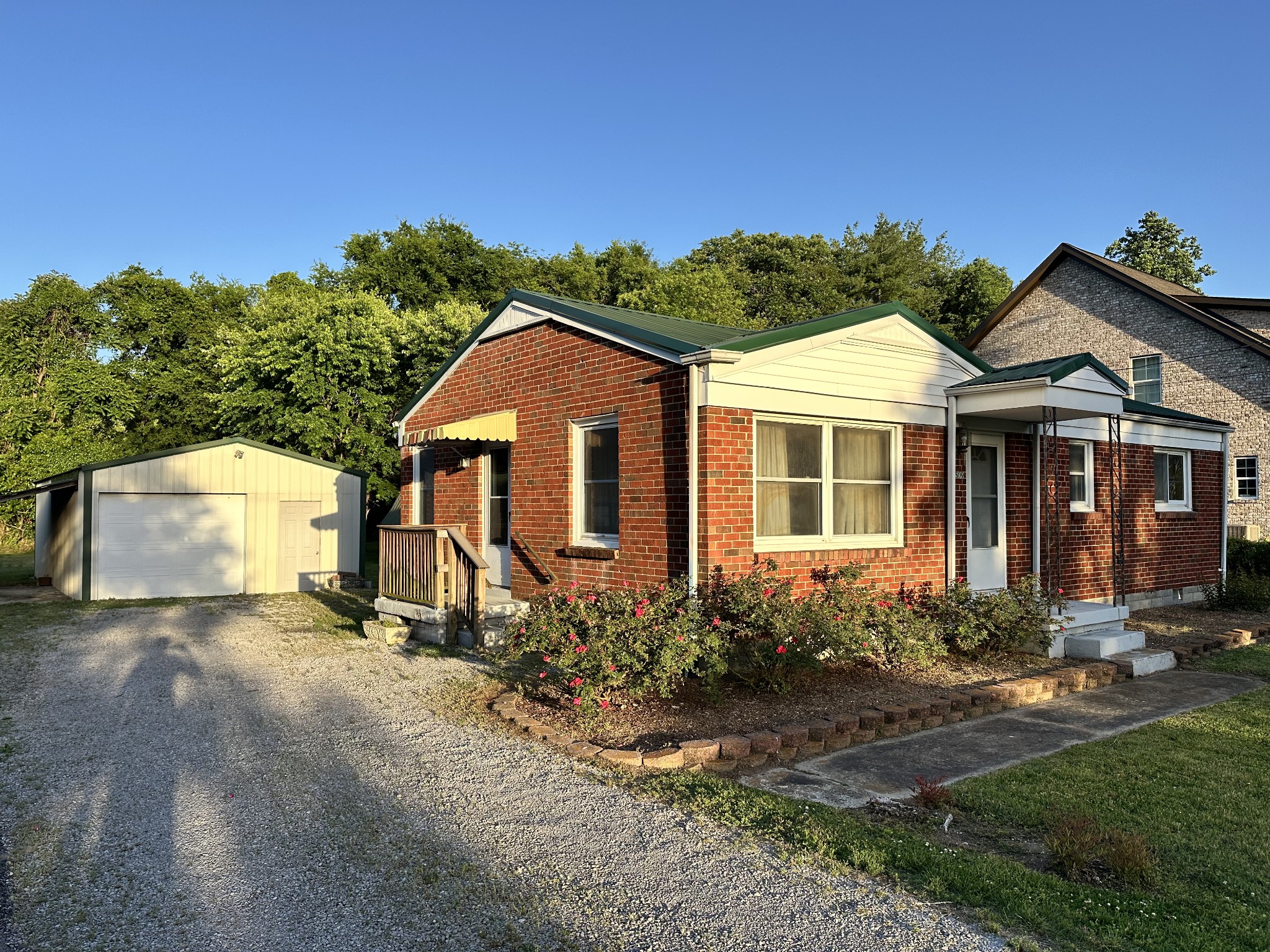 1509 Sunset Dr