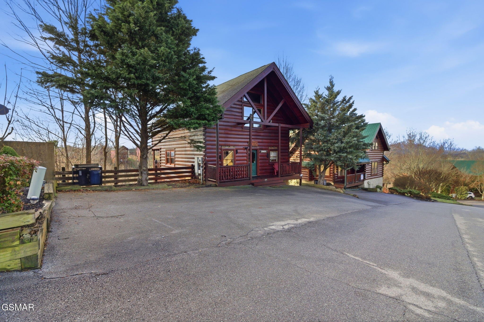 1091 Towering Oaks Drive