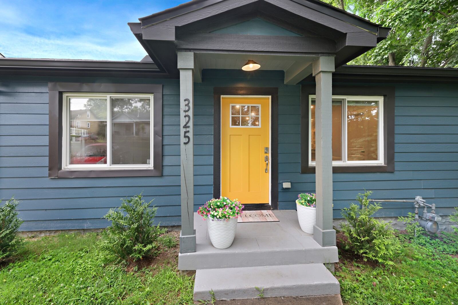 325 Pullen Ave