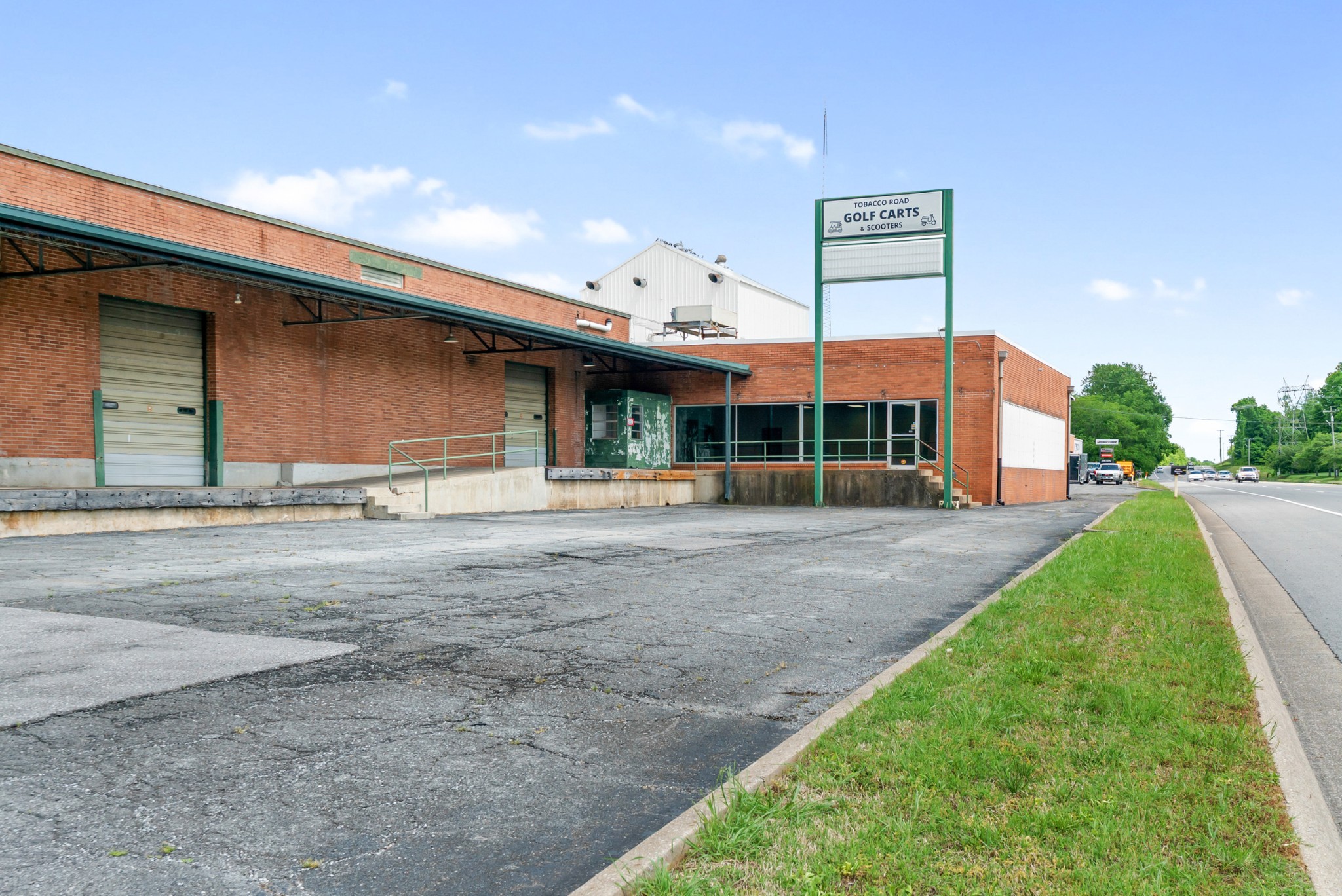 4000 Memorial Blvd