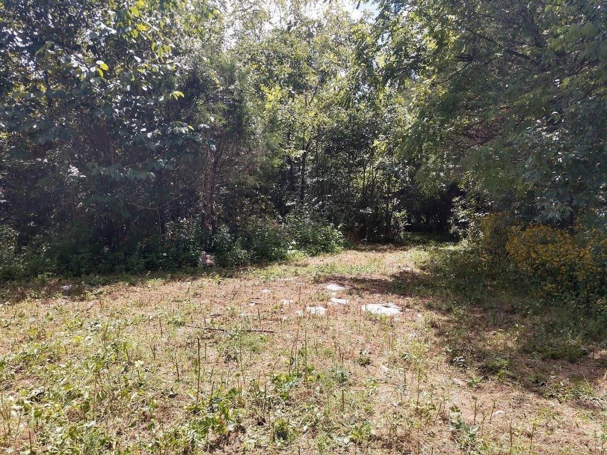 2366 Tracy Rd