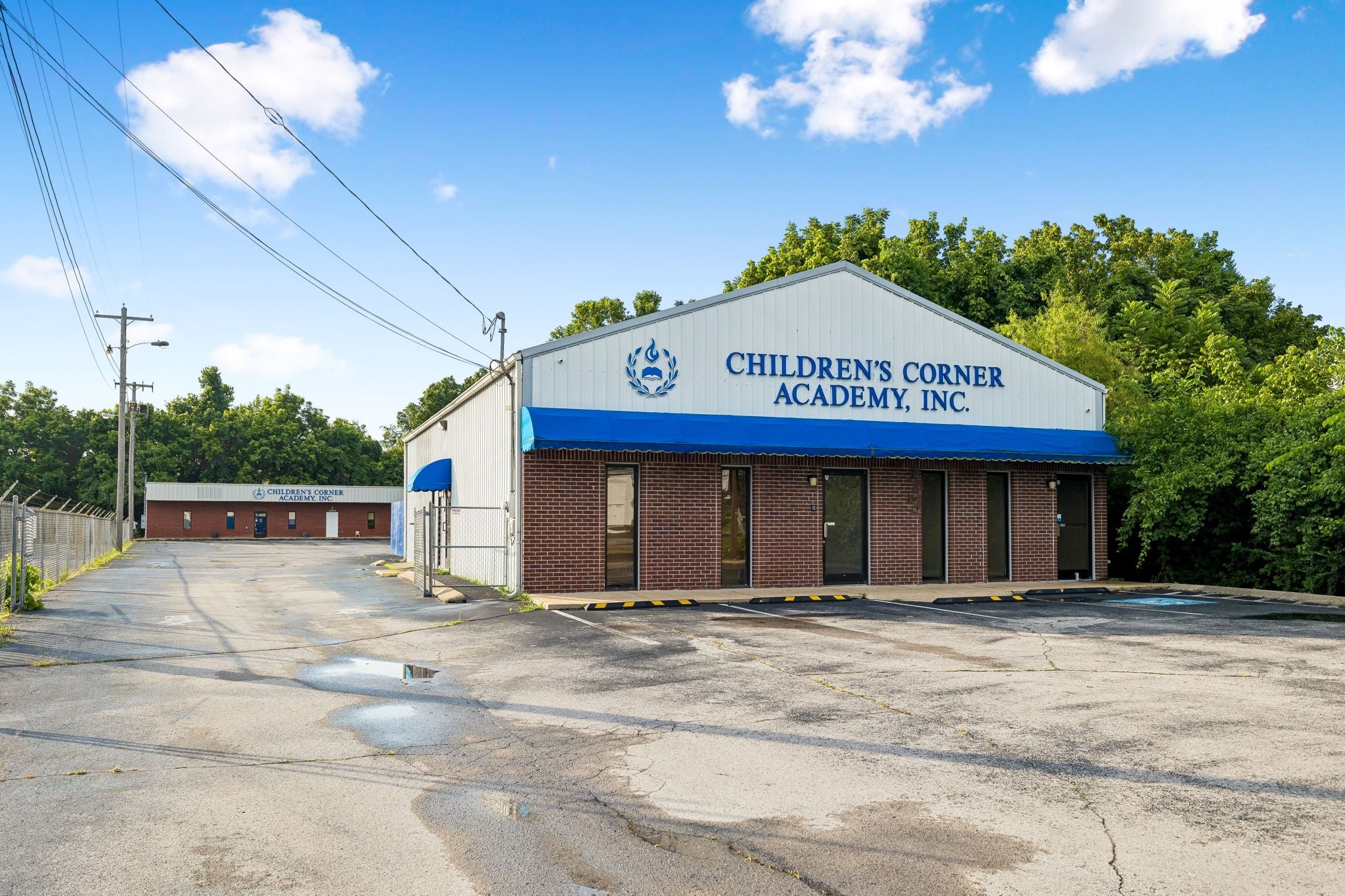 2400 Highland Ave