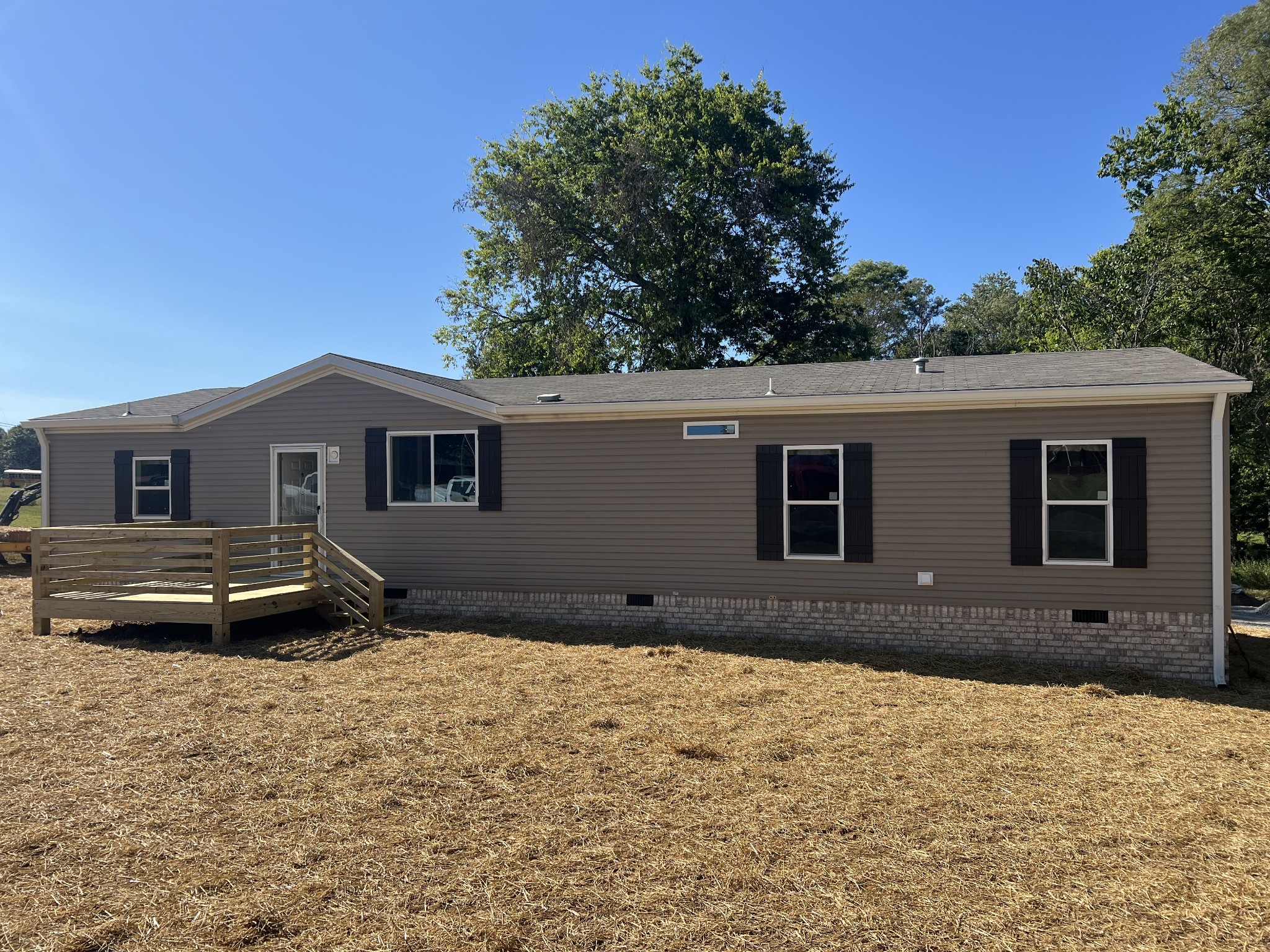 1683 Old Highway 52