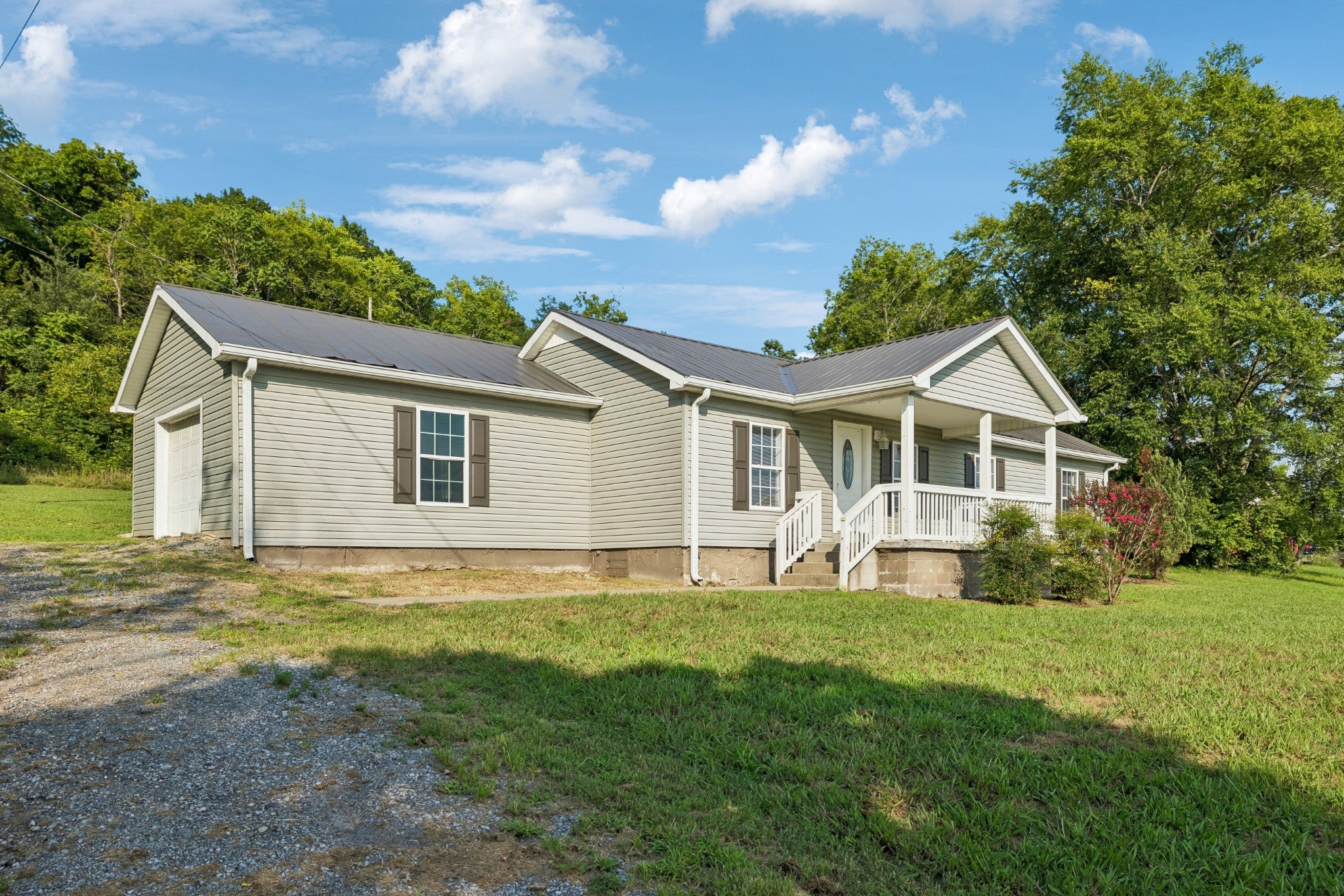 2323 Spring Creek Rd