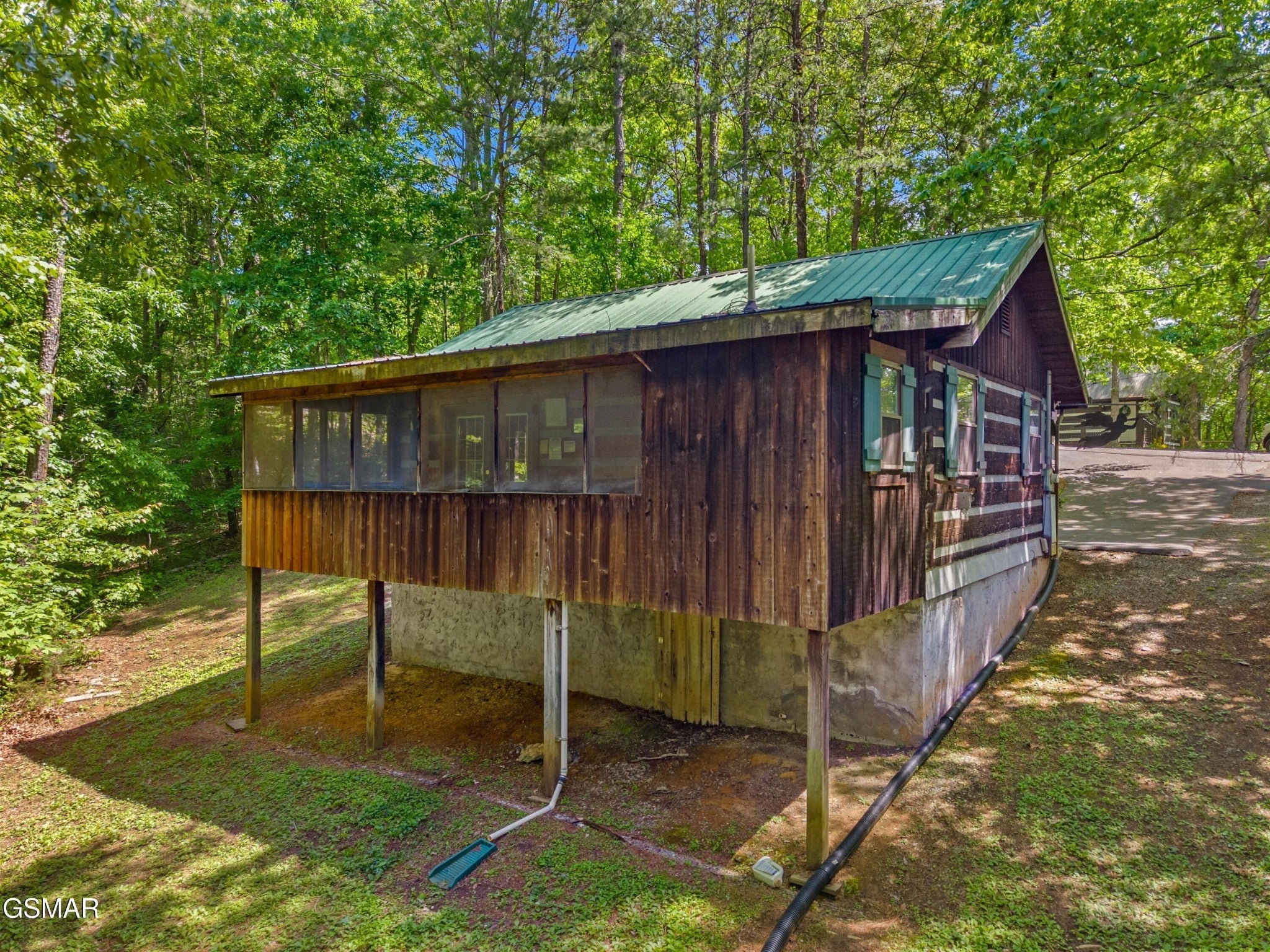 1737 Blue Ridge Road