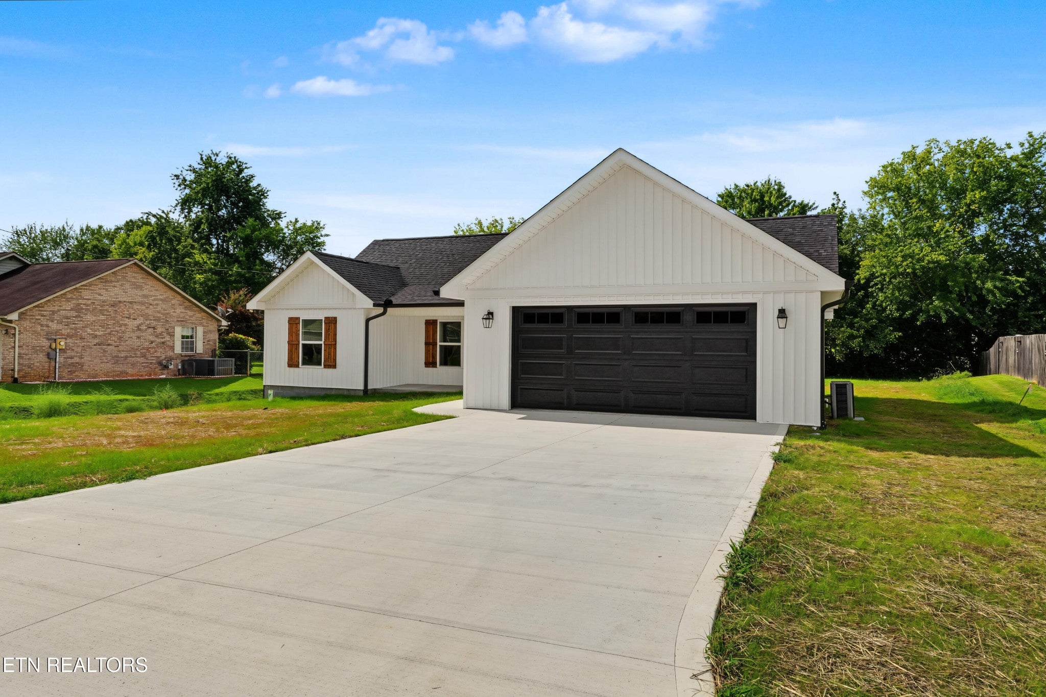 2203 Pinewood Drive