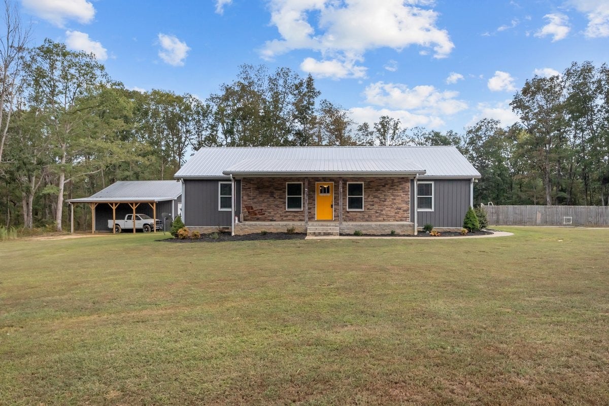 2250 Butcher Ridge Rd