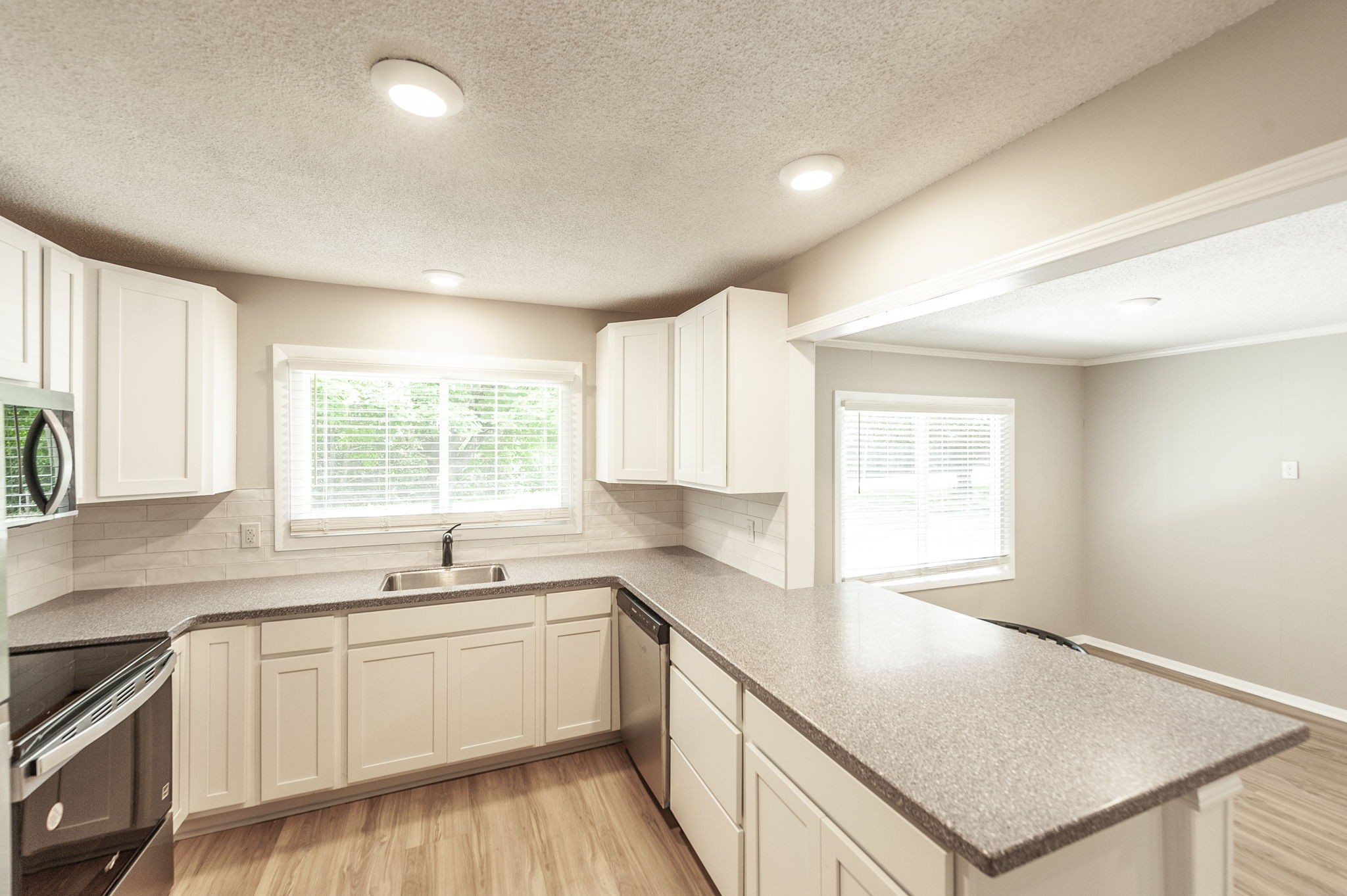 424 Calvert Ridge Rd