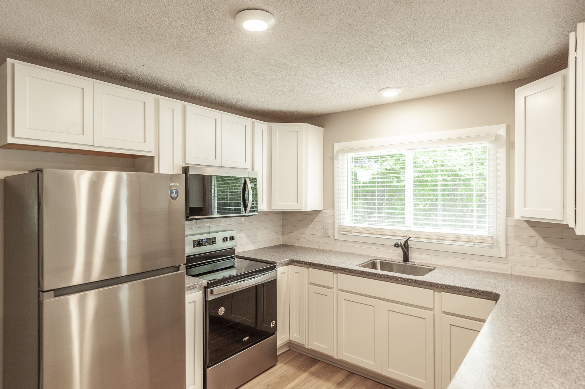 424 Calvert Ridge Rd