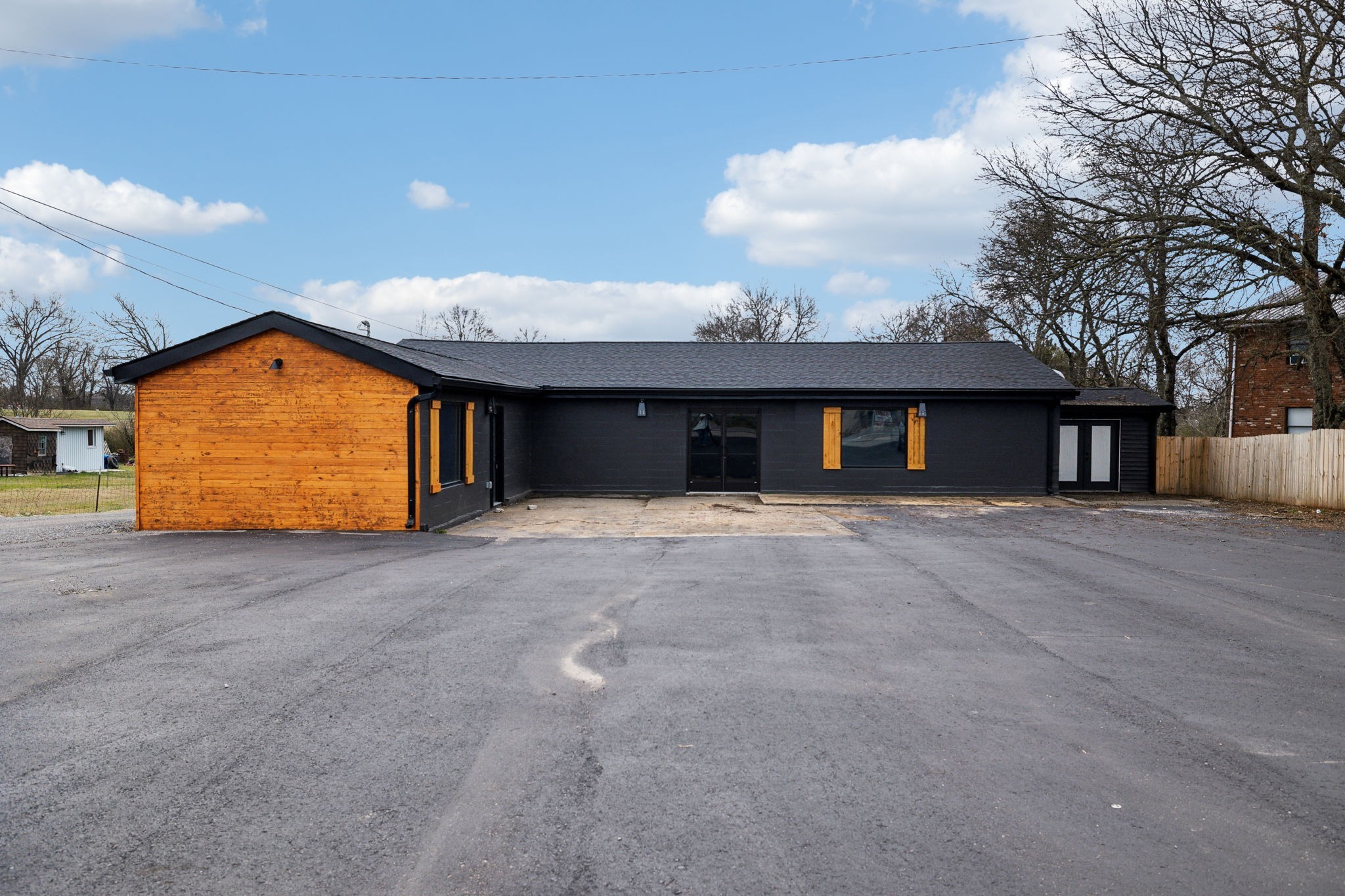 902 Carthage Hwy