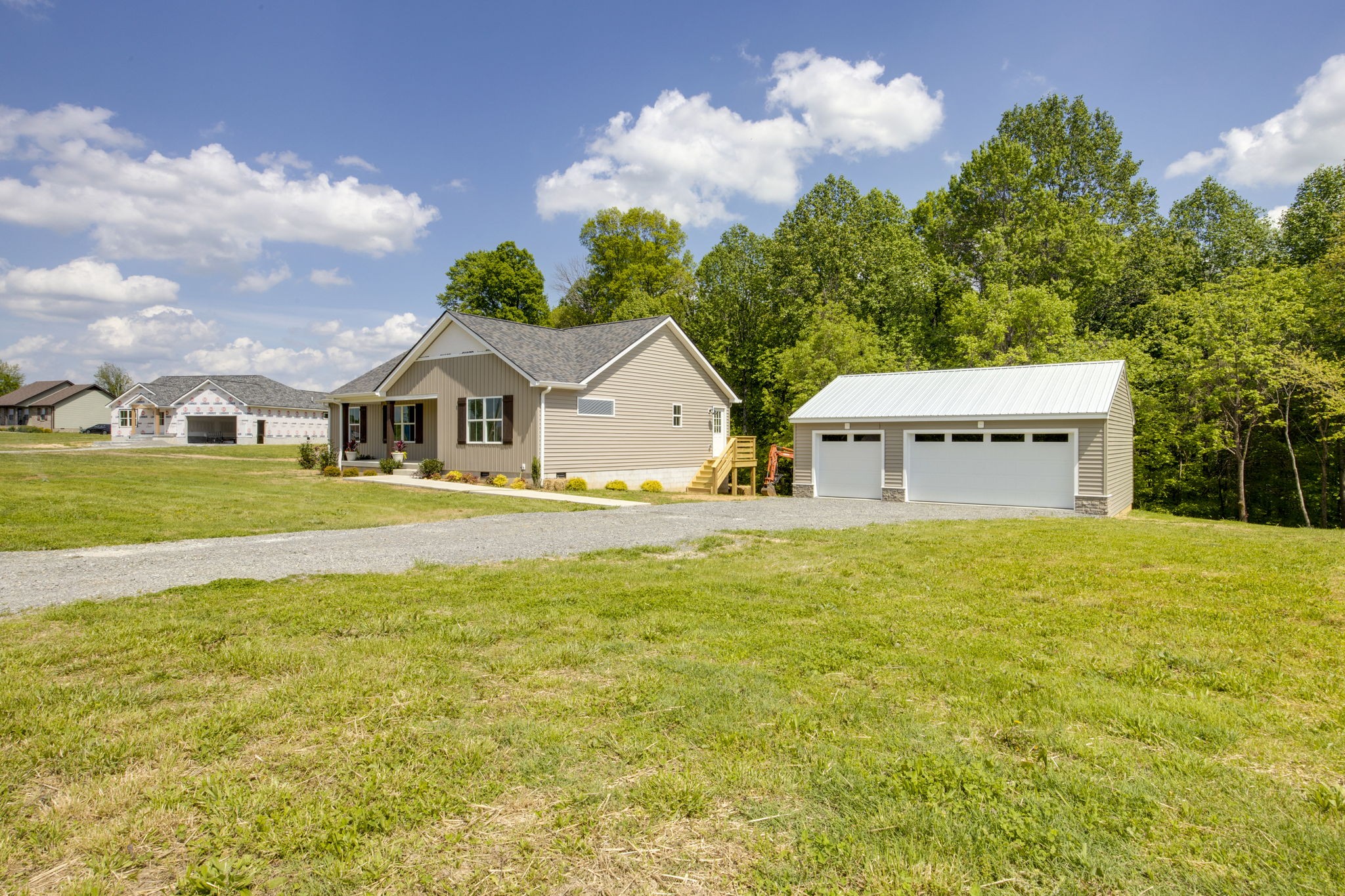 8283 Hoskins Hollow Rd