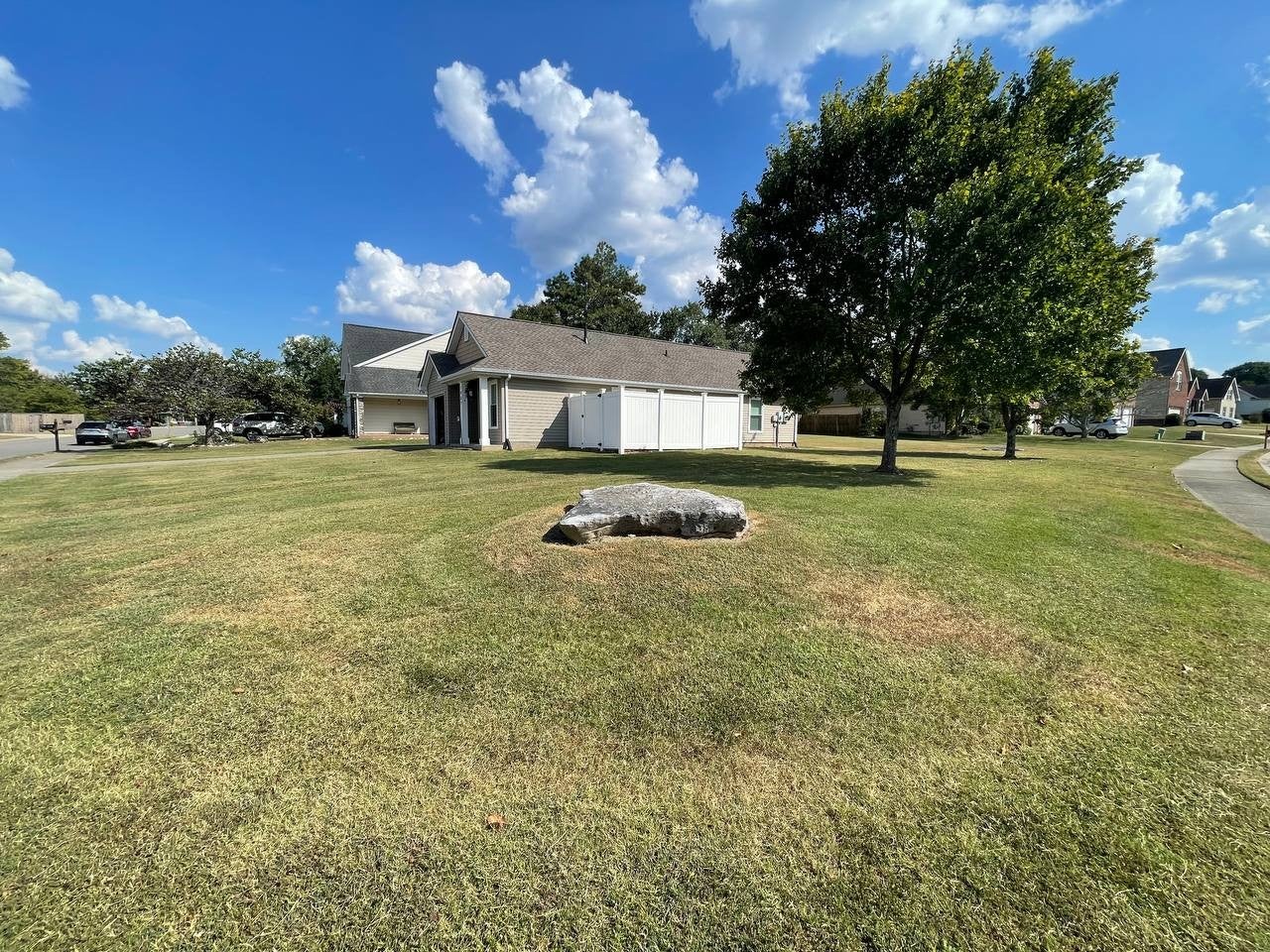 1007 Mallory Ln
