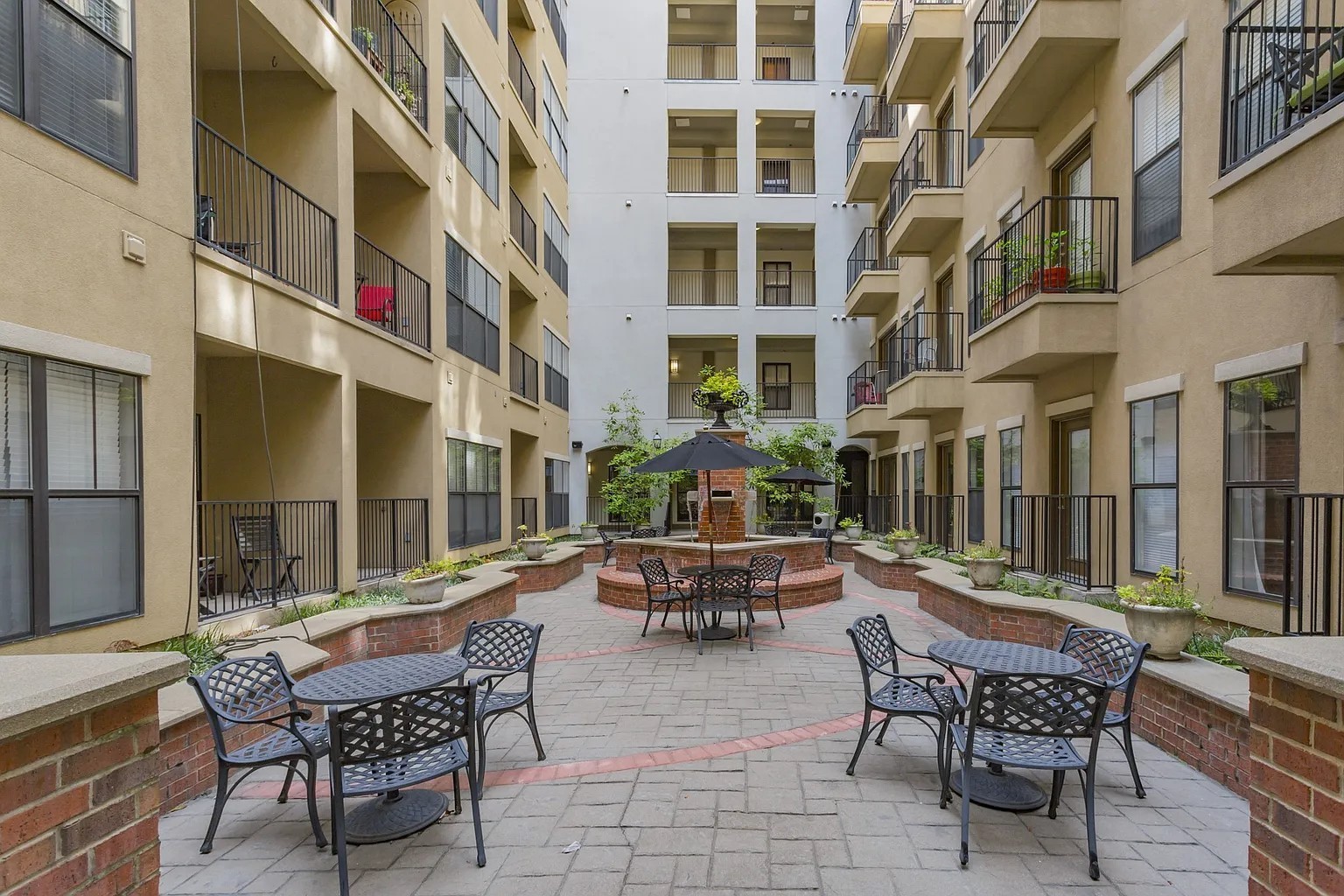 1803 Broadway 121