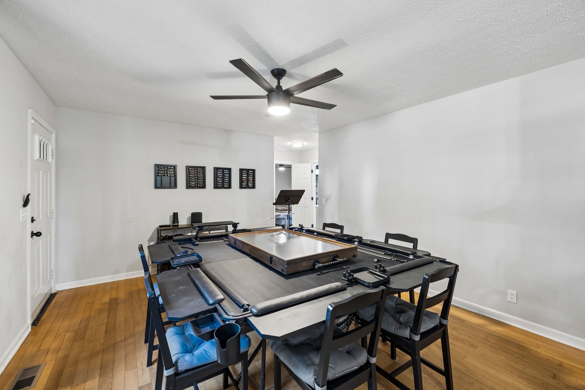 1035 William Glen Rd