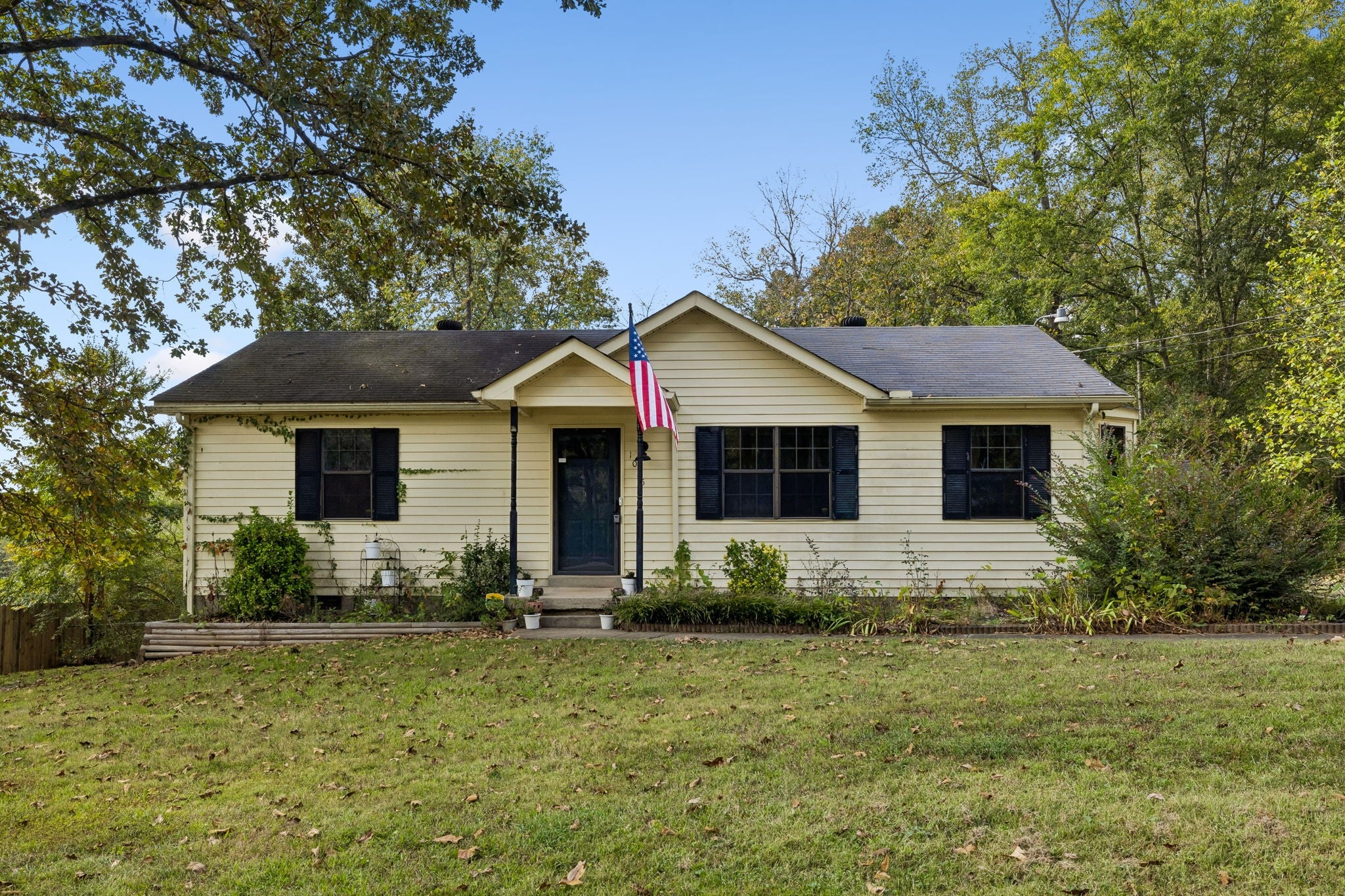 1035 William Glen Rd