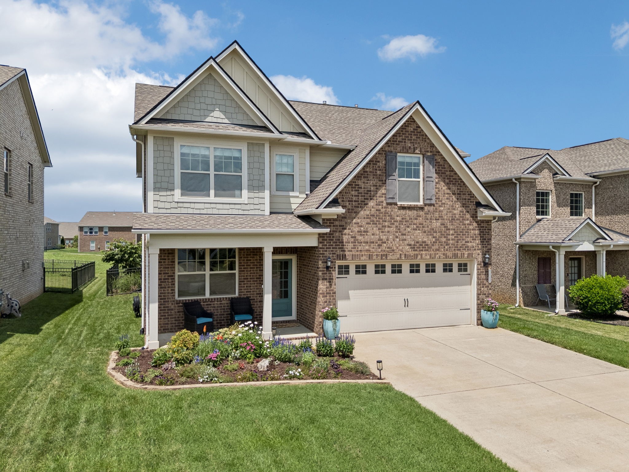 817 Yakima Way
