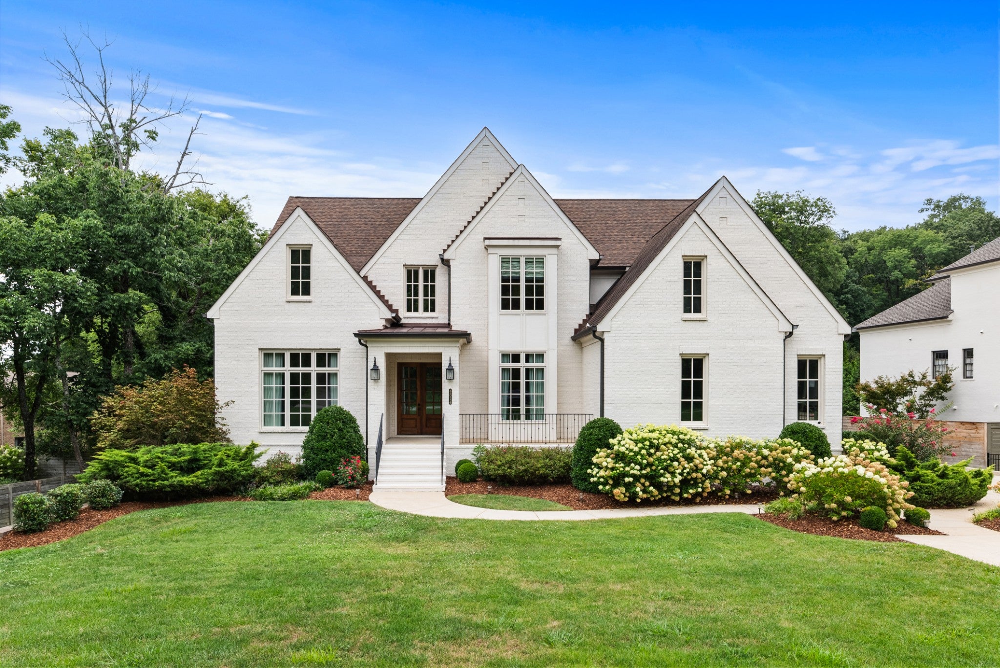 5-bed listing at 4514 Shys Hill Rd, Nashville