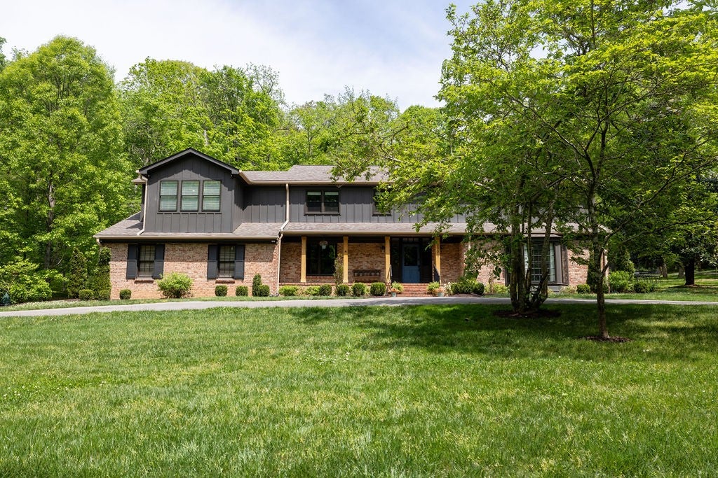 6001 Andover Dr