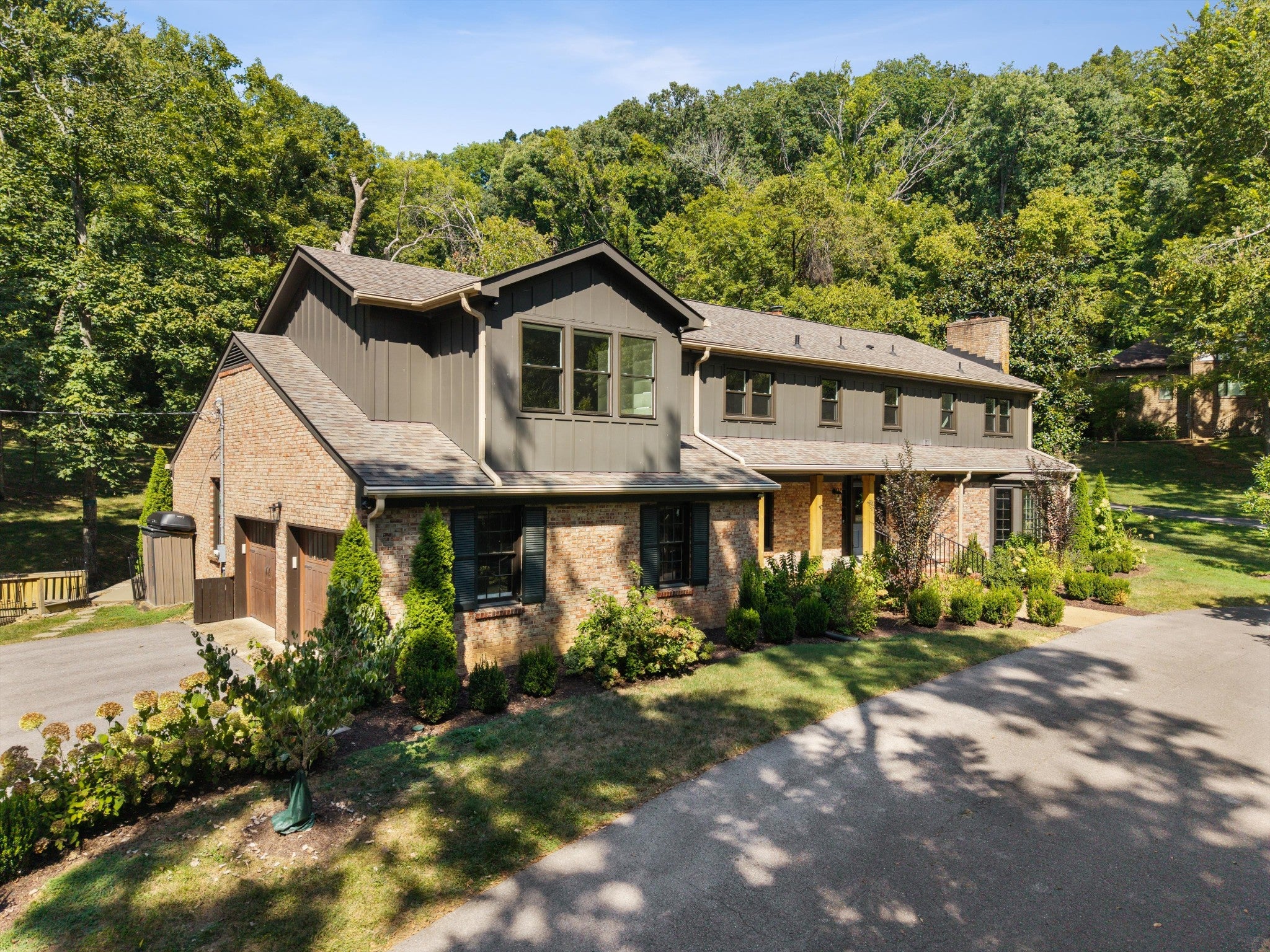 6001 Andover Dr